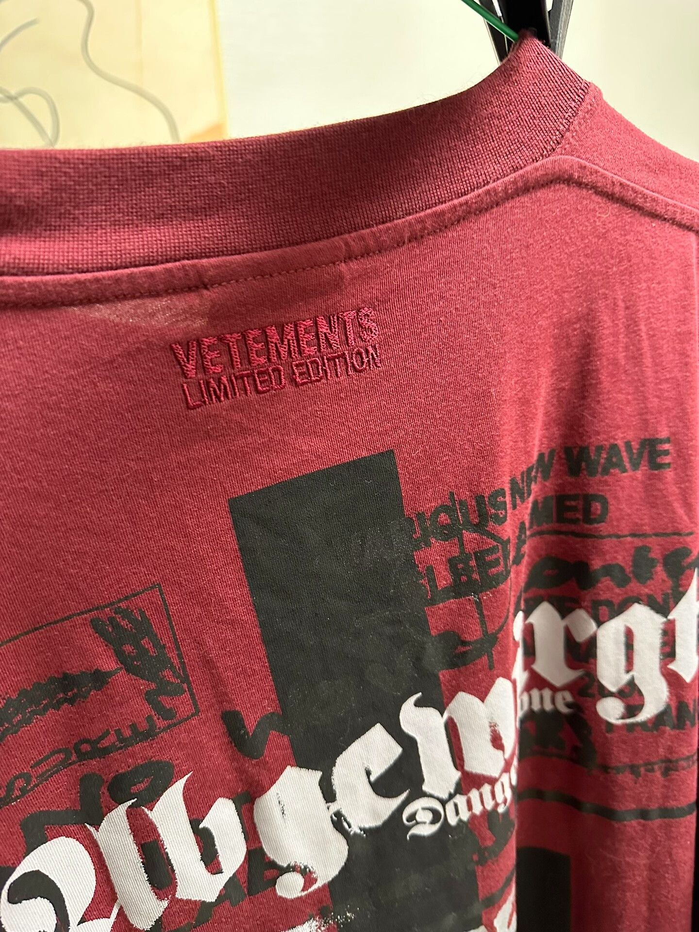Vetements vetements rare short sleeve graphic tee Size US XS / EU 42 / 0 - 3 Thumbnail