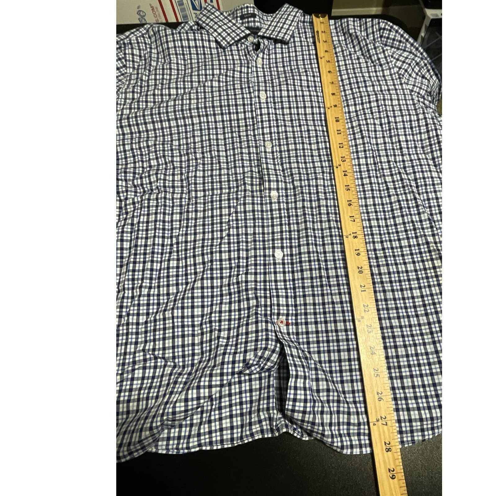 Tommy Hilfiger Tommy Hilfiger Blue and White Checkered Button Up Size XL Size US S / EU 44-46 / 1 - 6 Thumbnail