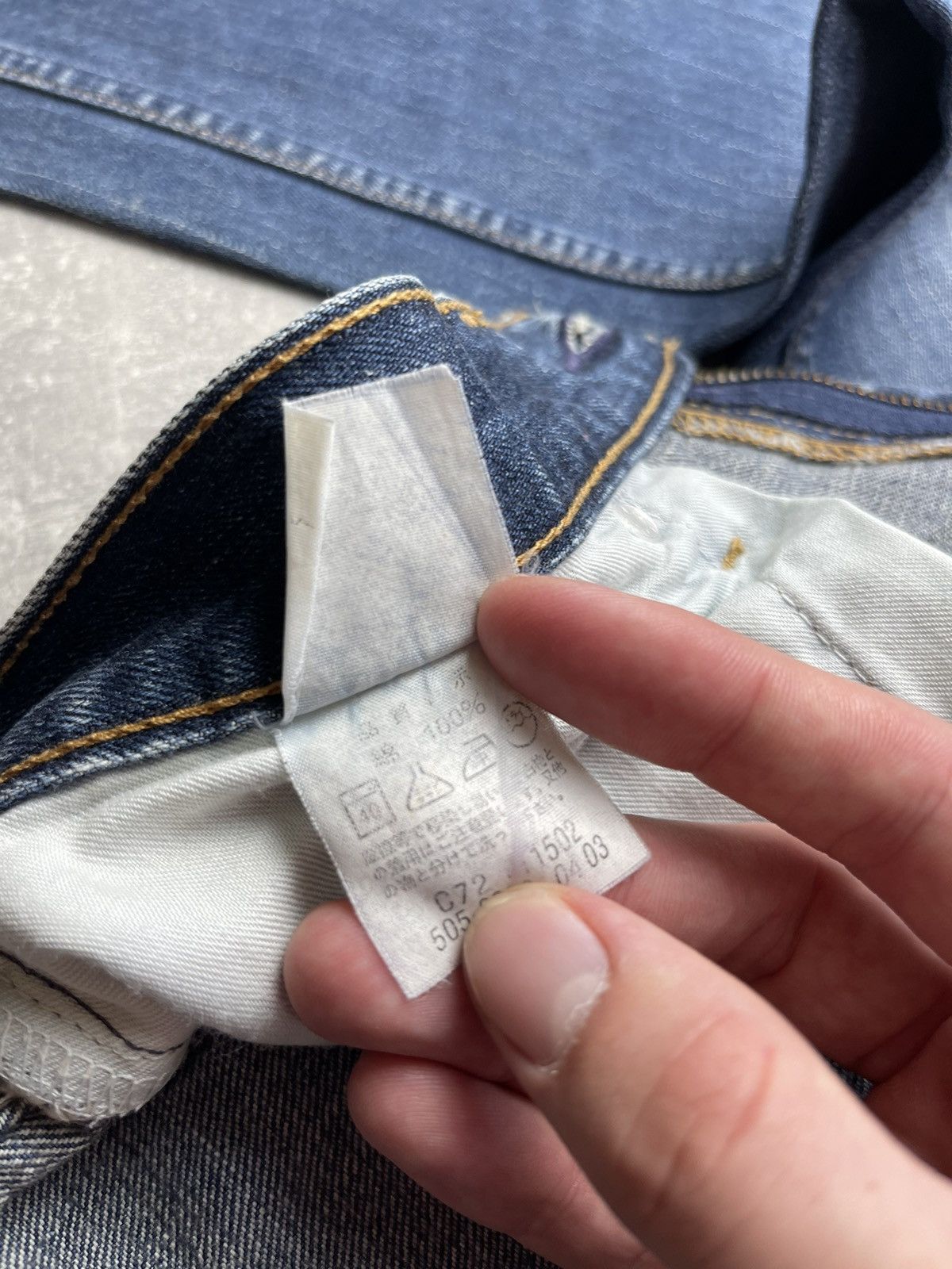 Japanese Brand × Levi's Vintage Clothing × Vintage Levi’s 505 Rare 90s Japanese Blue Faded Jeans Made in Japan Size US 31 - 12 Thumbnail
