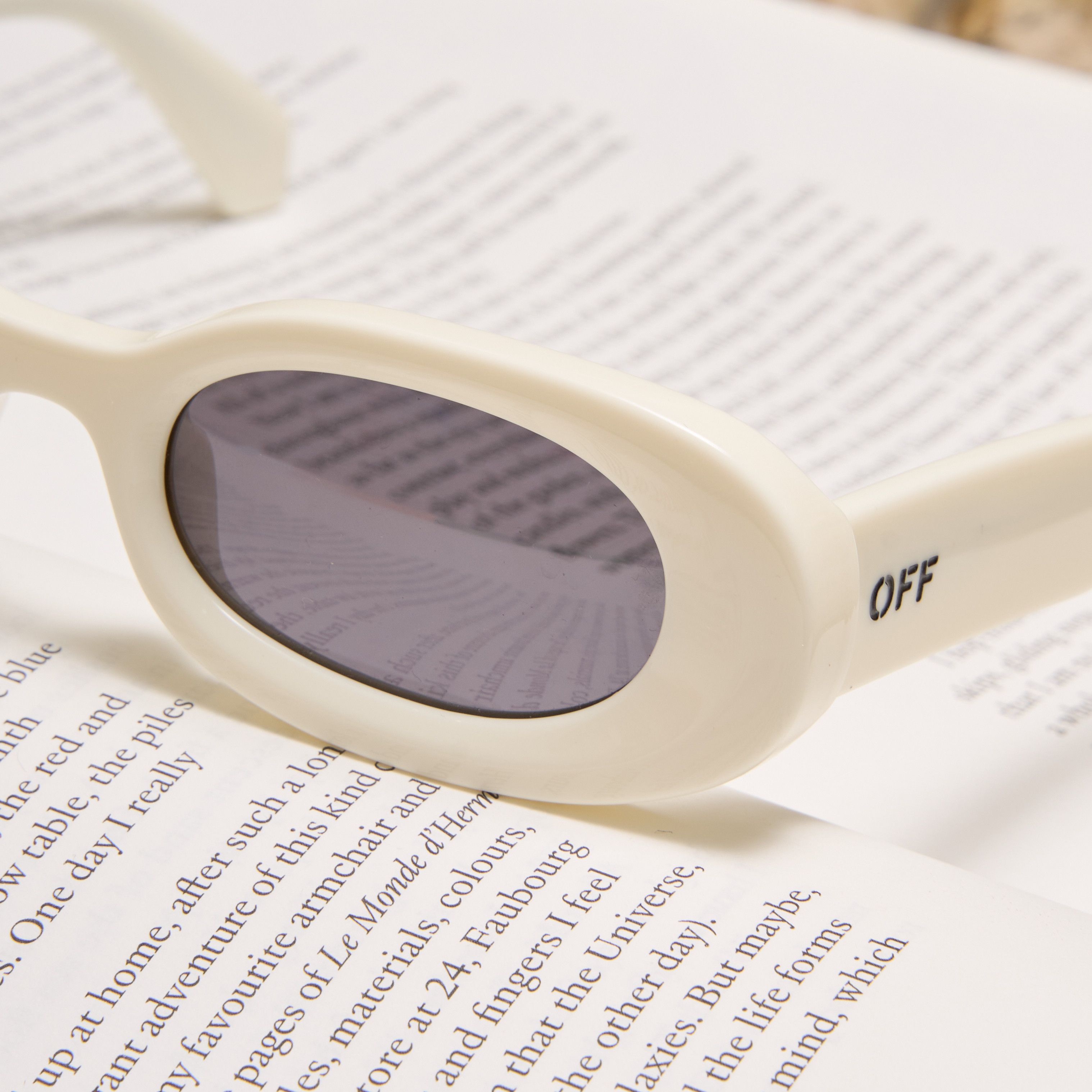 Off-White OFF WHITE Amalfi Oval-Frame Sunglasses WHITE Size ONE SIZE - 3 Thumbnail