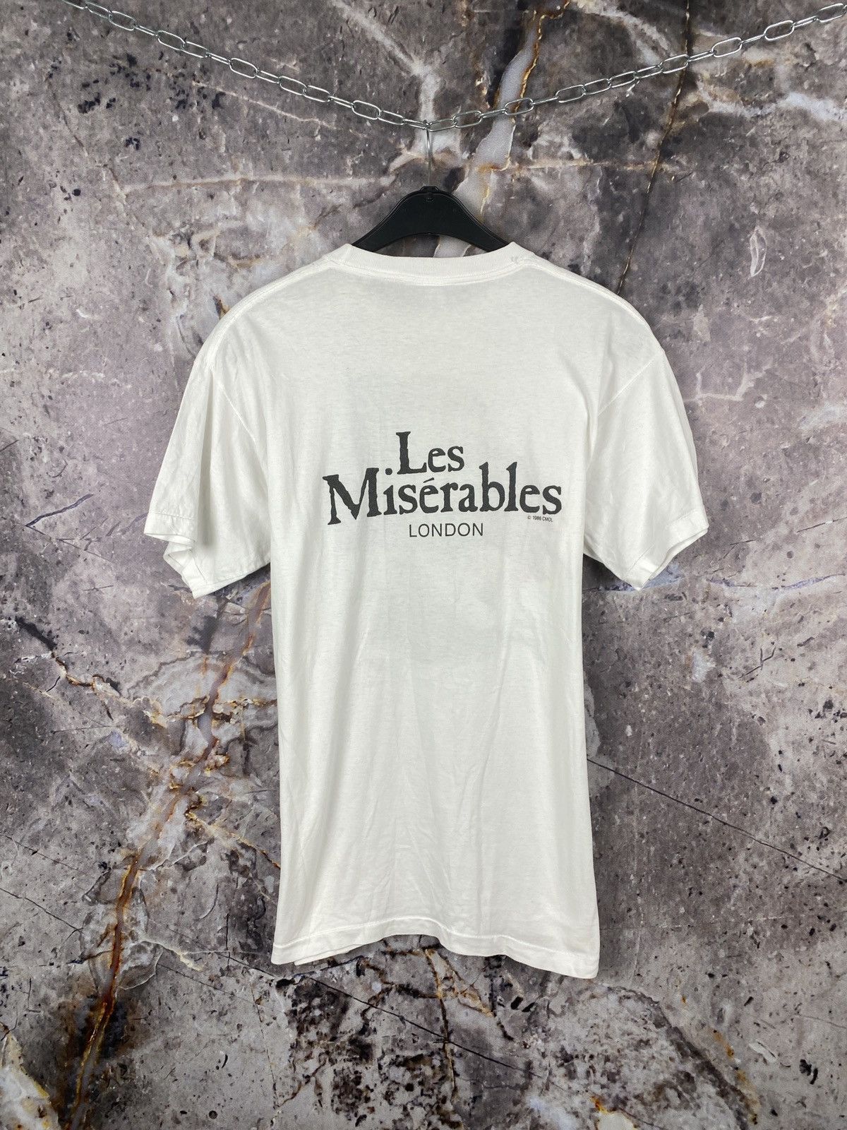 Vintage Men’s Les Miserable London 1986 Cmol T-Shirt Size Large Size US L / EU 52-54 / 3 - 10 Thumbnail