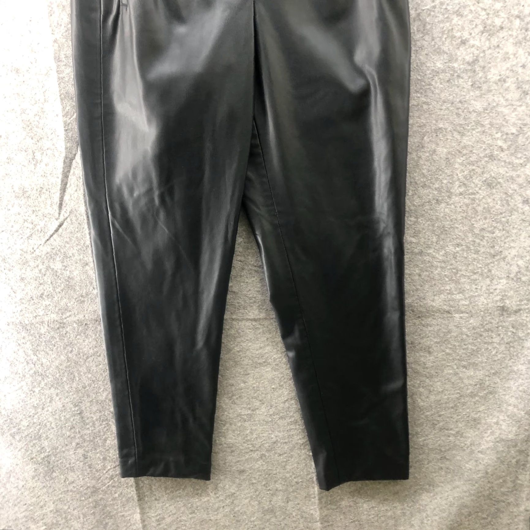 Zara Zara Womens S High Waisted Faux Leather Pants Black Tapered Leg Pleated Front Size 28" / US 6 / IT 42 - 4 Thumbnail
