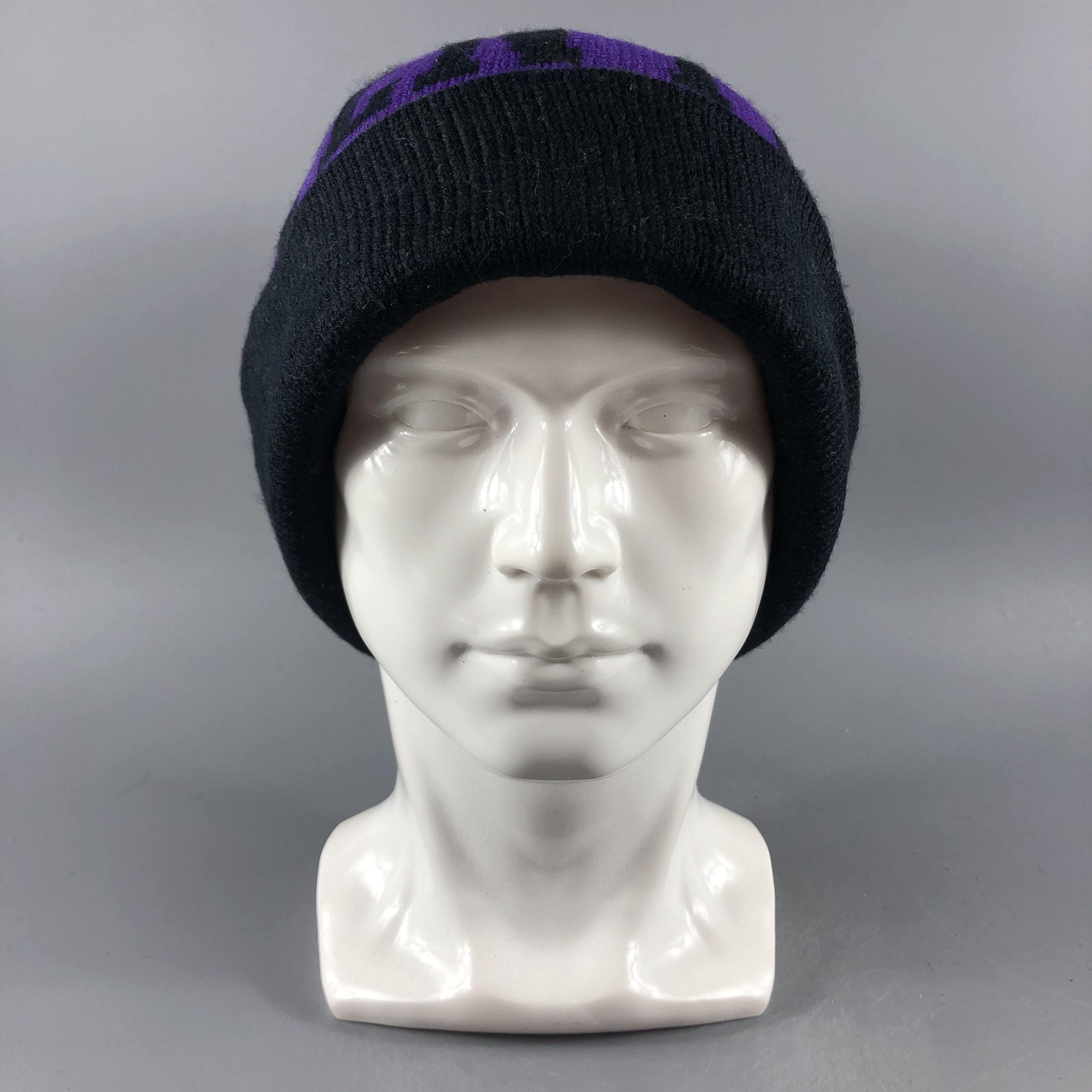 image of Vintage Unknown Hats Spellout Beanie Stripe Snow Hat Snow Cap B1350, Men's
