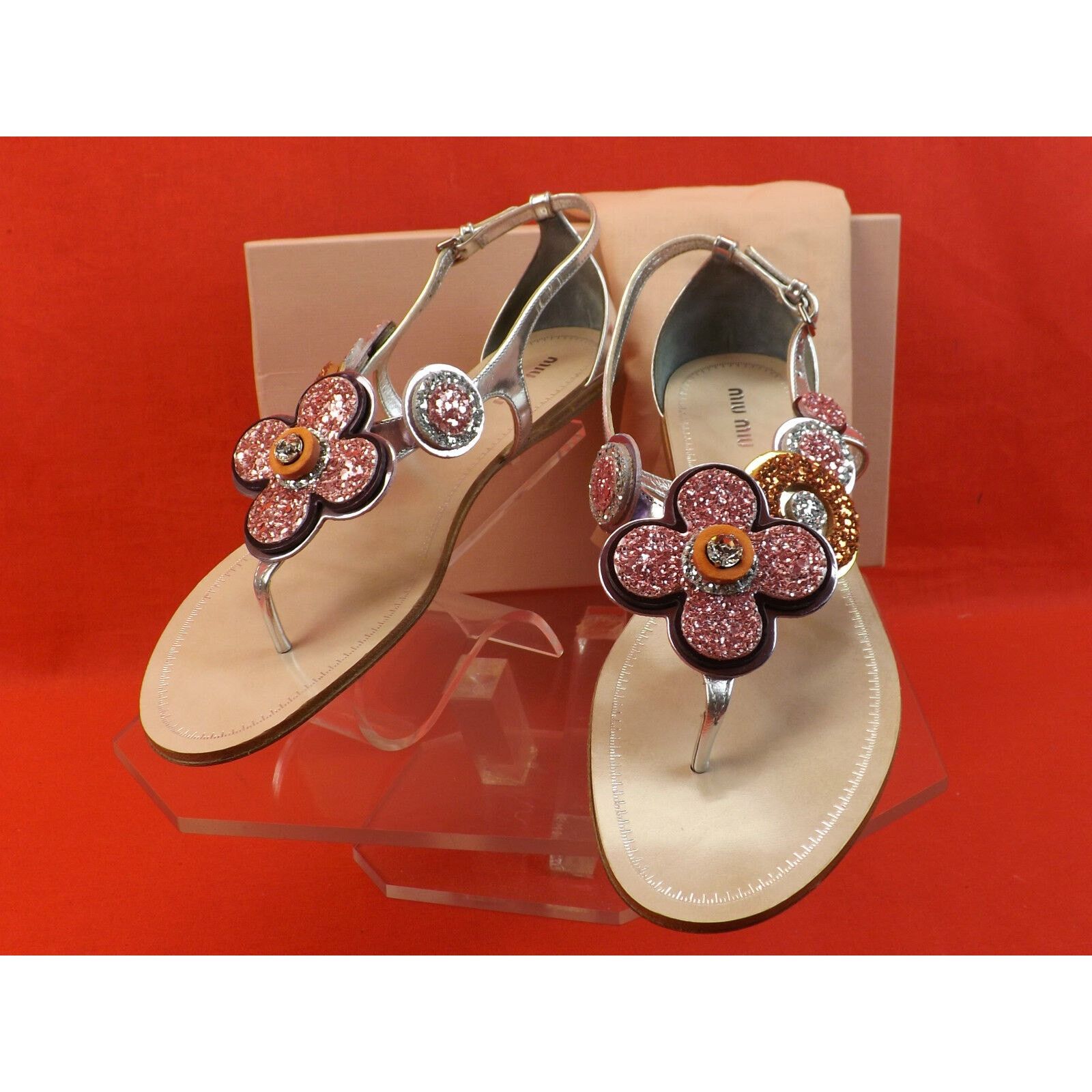 Miu Miu SILVER LEATHER GLITTER FLOWERS THONG FLATS SANDALS 39.5 Size US 9.5 / IT 39.5 - 6 Thumbnail