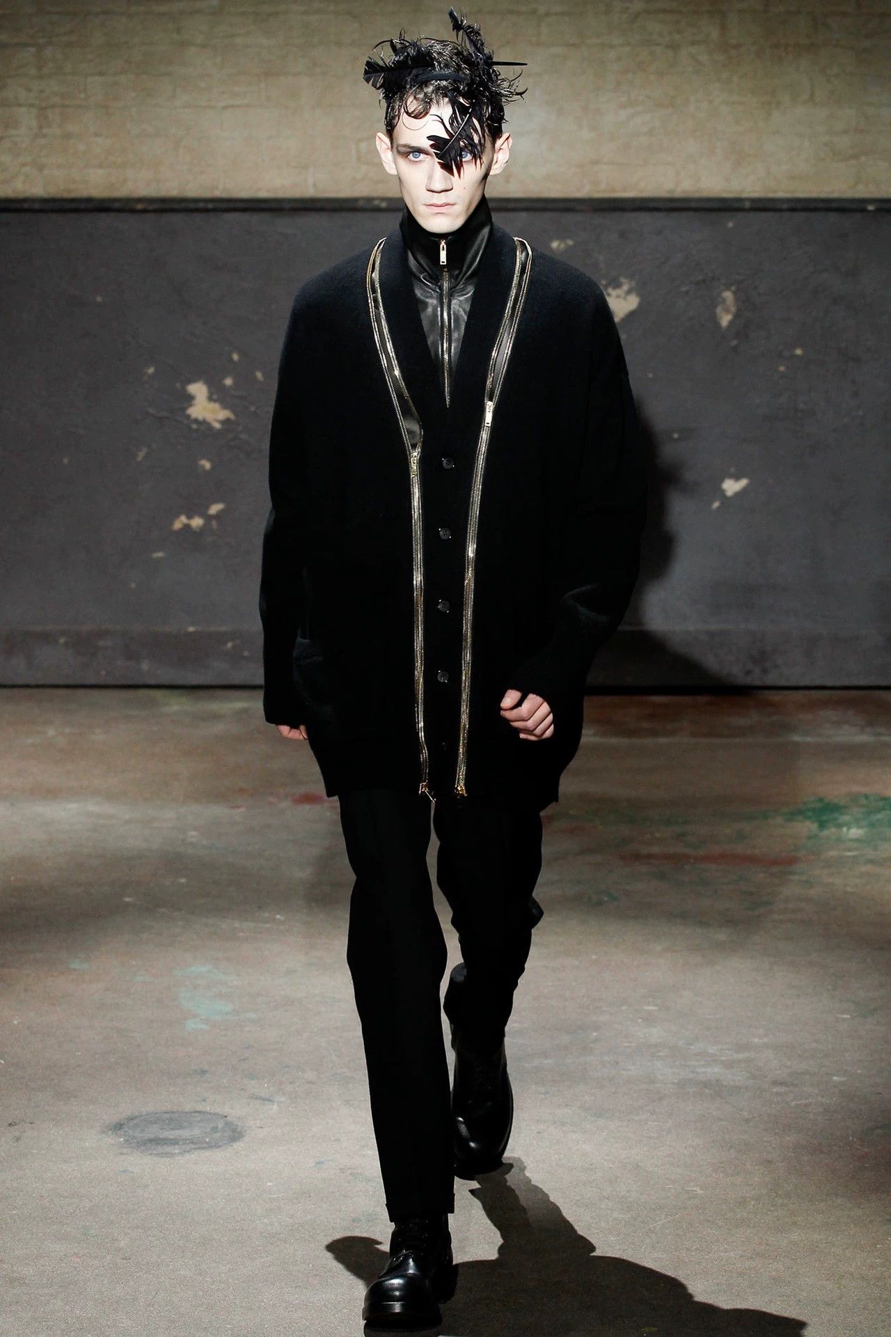 Alexander McQueen Alexander McQueen AW2014 Black & Gold Bomber Jacket Size US M / EU 48-50 / 2 - 8 Thumbnail