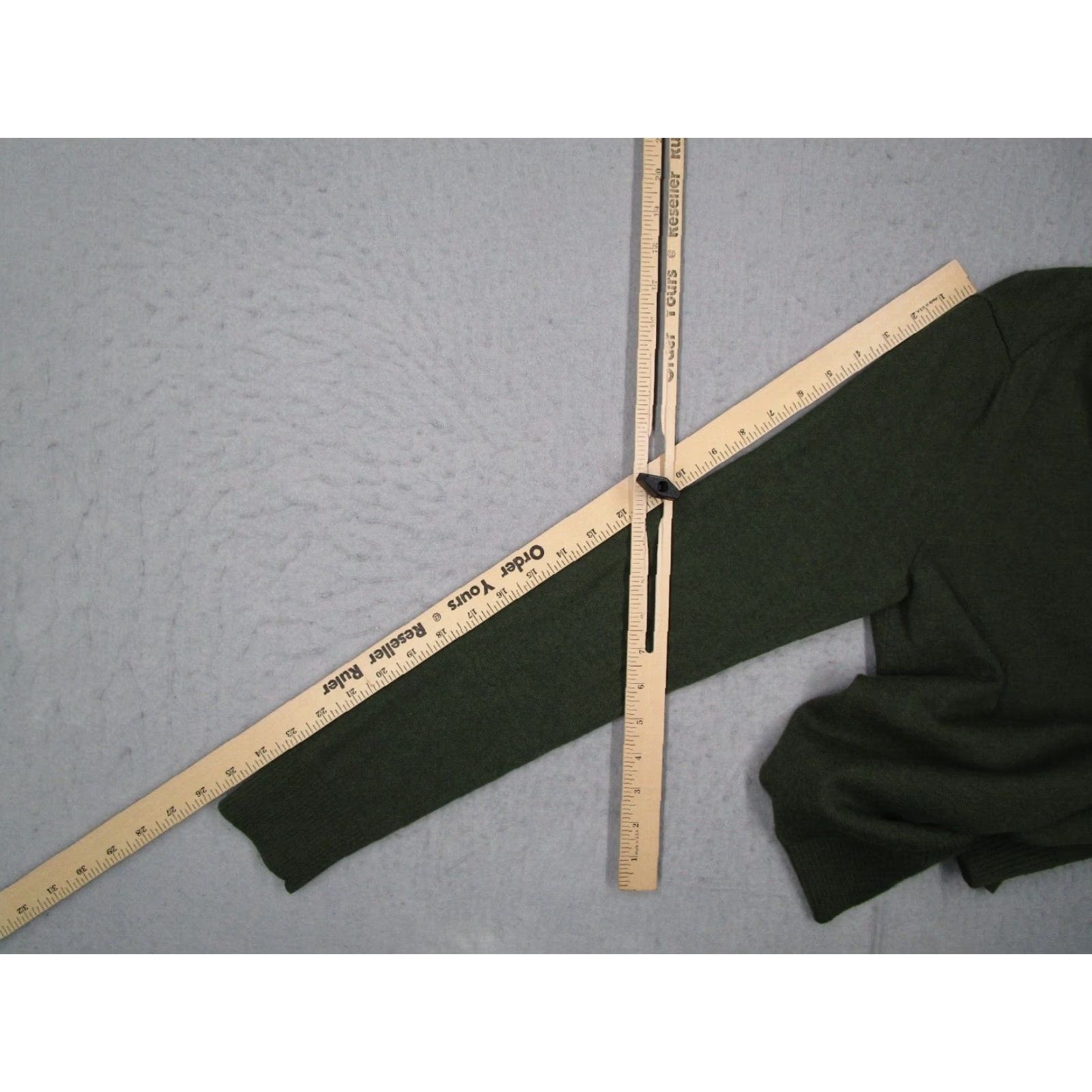 Banana Republic Banana Republic Merino Wool Sweater Mens Large Green V Neck Pullover Size US L / EU 52-54 / 3 - 6 Thumbnail