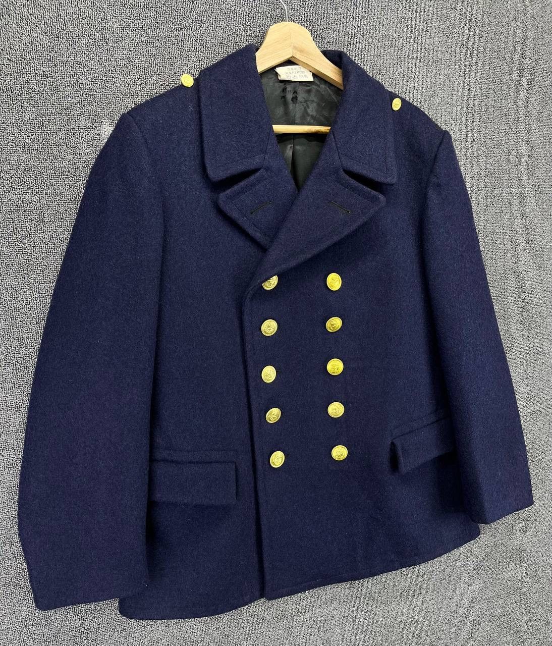 Vintage Vintage 80s German Navy Wool Peacoat Golden Button Jacket Size US S / EU 44-46 / 1 - 2 Thumbnail