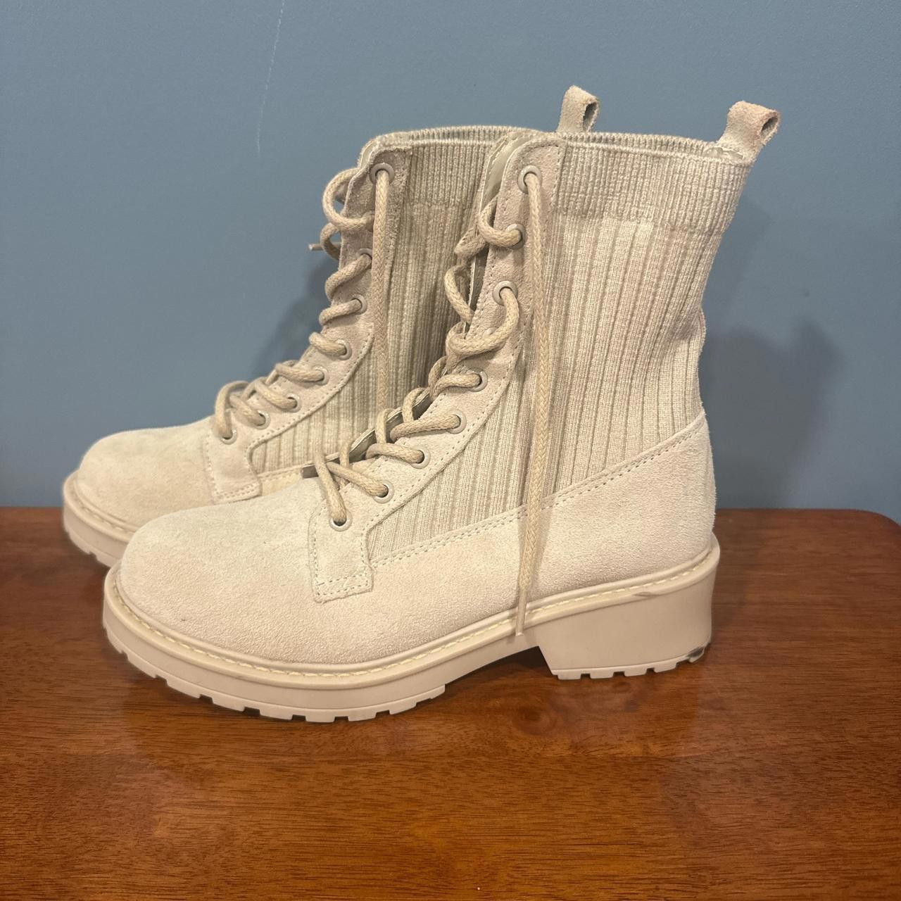 Designer Stylish Chunky Ankle Boots - Cream Suede with Ribbed Detail Size US 8 / IT 38 - 1 Thumbnail