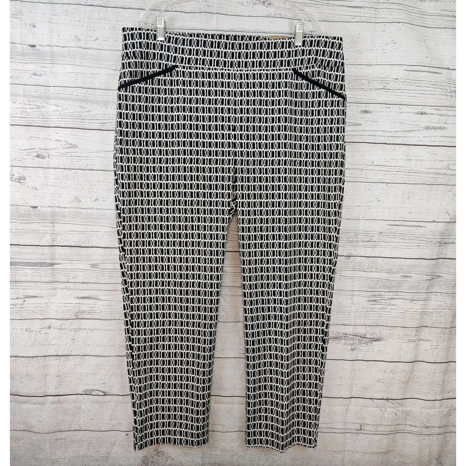 Vintage Chico's Womens Josie Slim Ankle Pants Sz 18 Black White Pull On High Rise Pants Womens Plus 18 Black Size 40" / US 18 - 2 Thumbnail