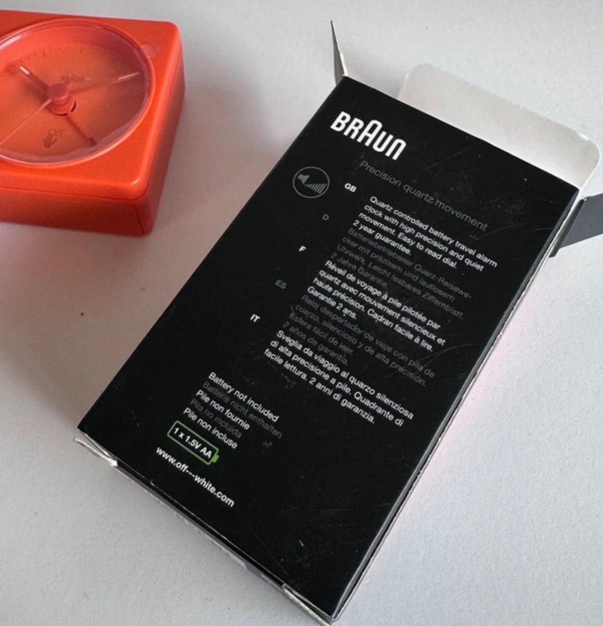 Off-White Off-White x Braun Limited Edition Analogue Alarm Clock Size ONE SIZE - 11 Thumbnail