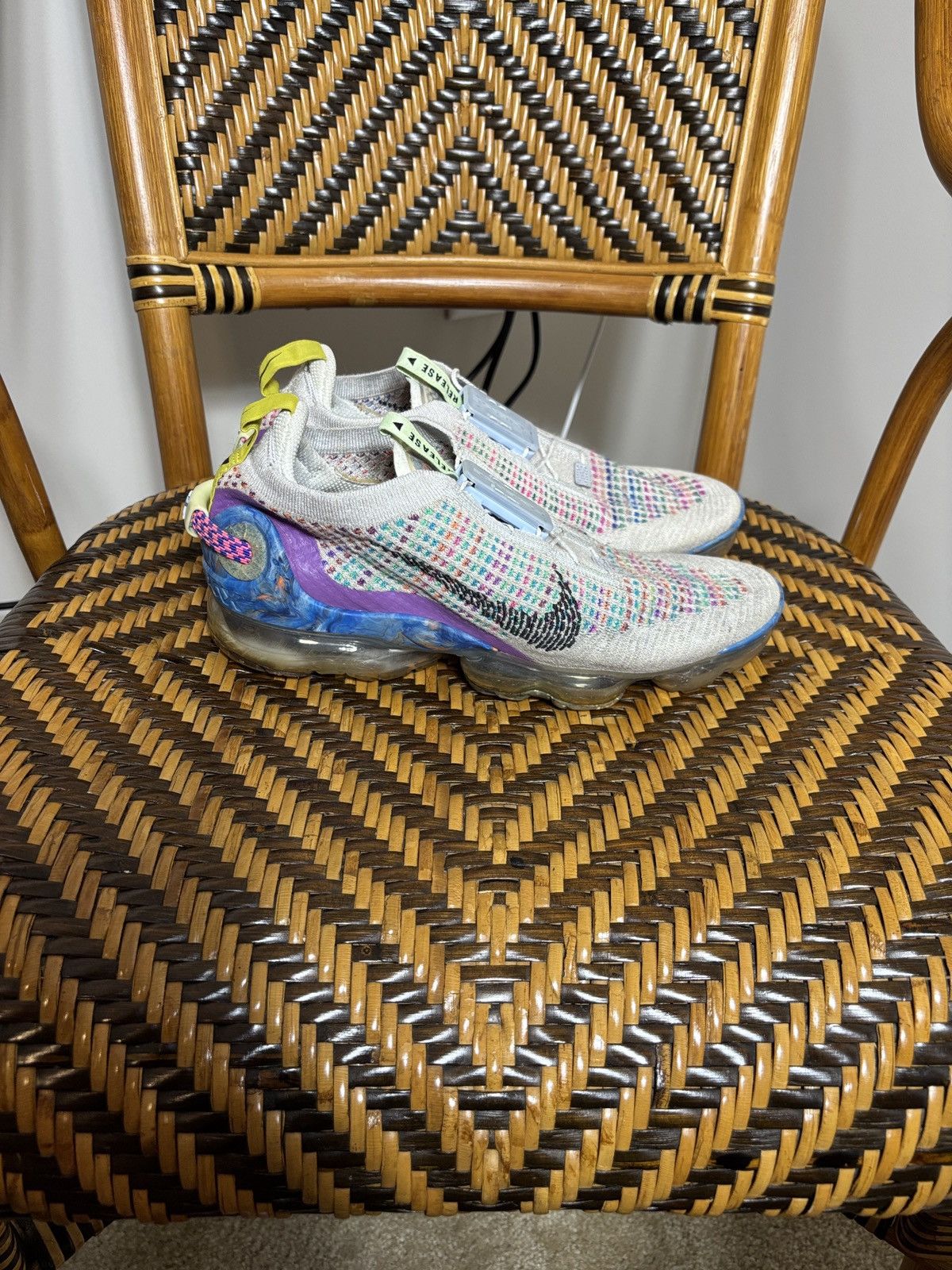 Nike Nike Air VaporMax 2020 Pure Platinum Multicolor Size US 7.5 / EU 40-41 - 1 Thumbnail