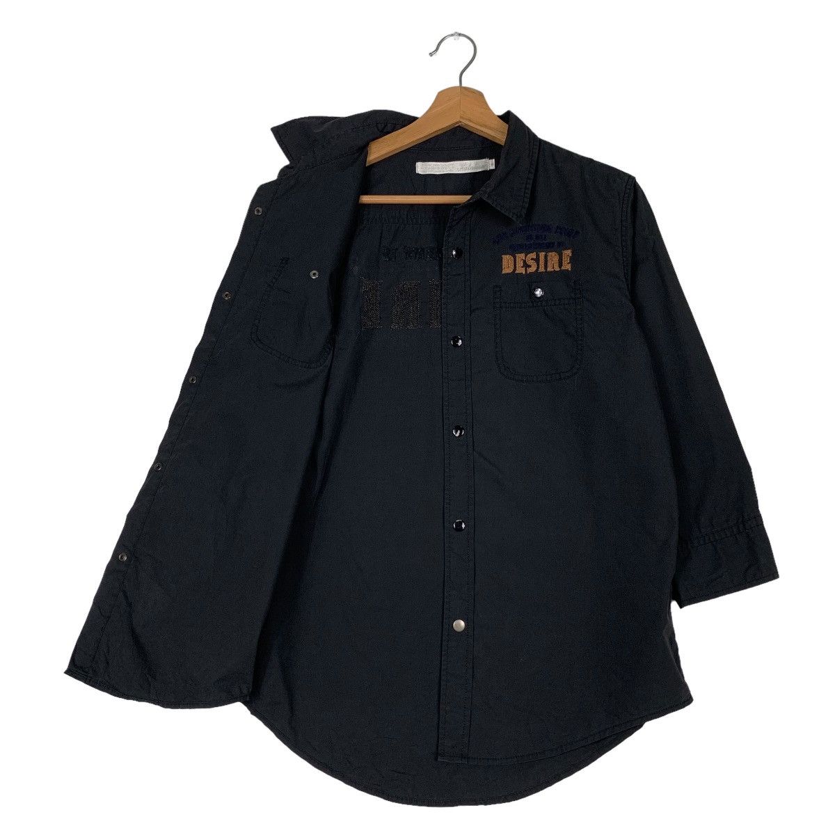 Japanese Brand DESIRE Big Logo 3 Quarter Sleeve Button Shirt #0645-C30 Size M / US 6-8 / IT 42-44 - 9 Thumbnail