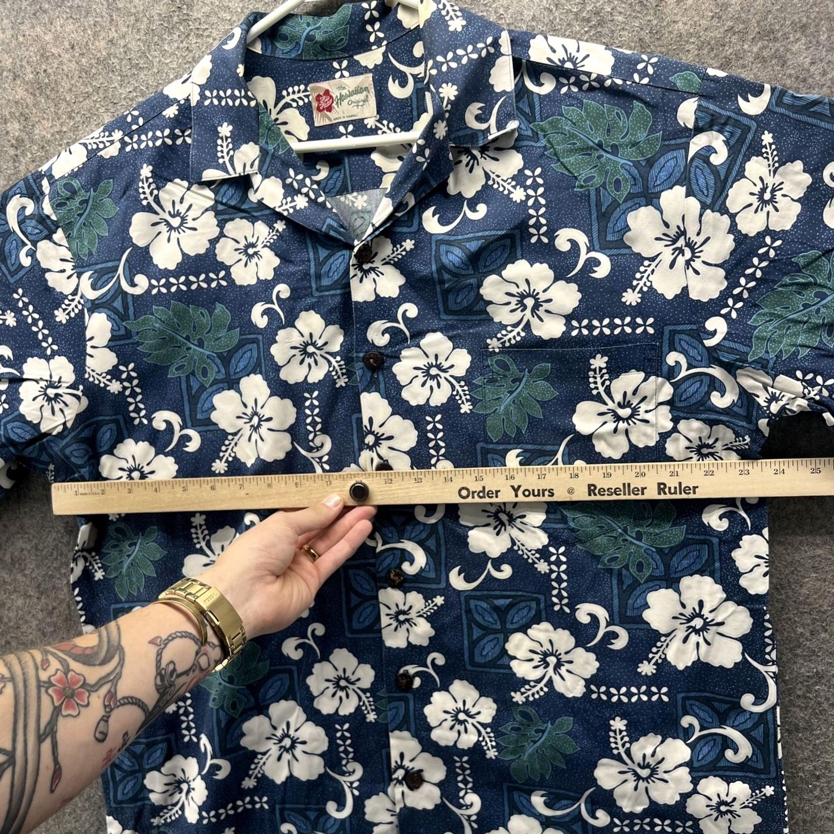 Hilo Hattie Hilo Hattie Shirt Mens Large Blue Hawaiian Camp Button Front Made In Hawaii Size US L / EU 52-54 / 3 - 7 Thumbnail