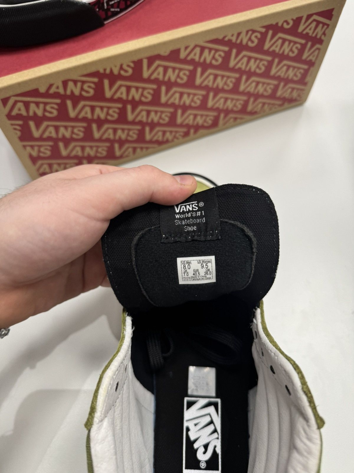 Patta × Vans Vans x patta hi olive 40,5 Size US 8 / EU 41 - 8 Thumbnail