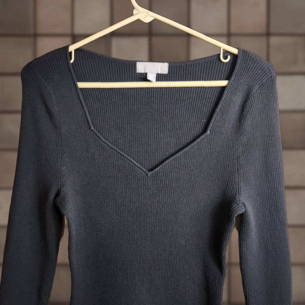 H&M H&M Womens Dress M Black Rib-Knit Long Sleeve Sweetheart Neckline Bodycon Size M / US 6-8 / IT 42-44 - 1 Thumbnail