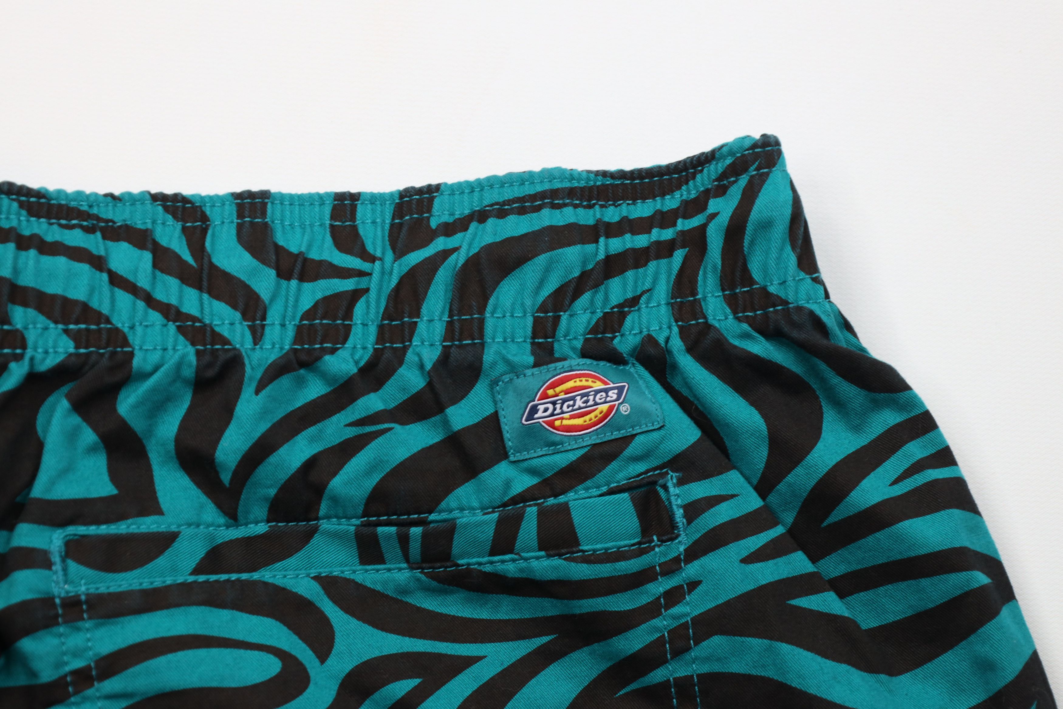 Dickies Deadstock Vintage Y2K Dickies Knee Zebra Stripe Shorts Teal Size US 34 / EU 50 - 10 Thumbnail