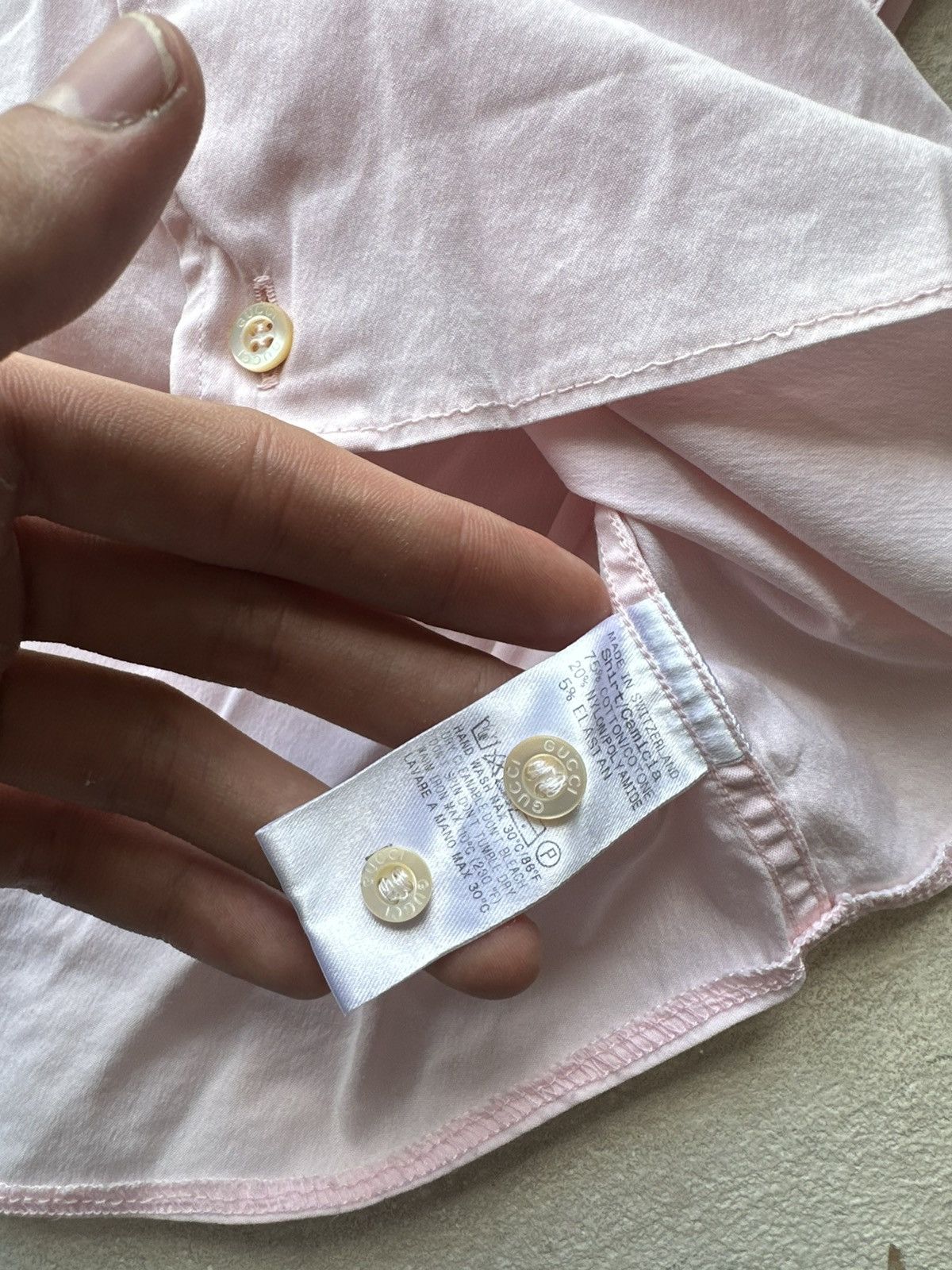 Gucci 🚨GUCCI LUXURY PINK SHIRT BUTTON SOFT OLD MONEY Size US M / EU 48-50 / 2 - 9 Thumbnail