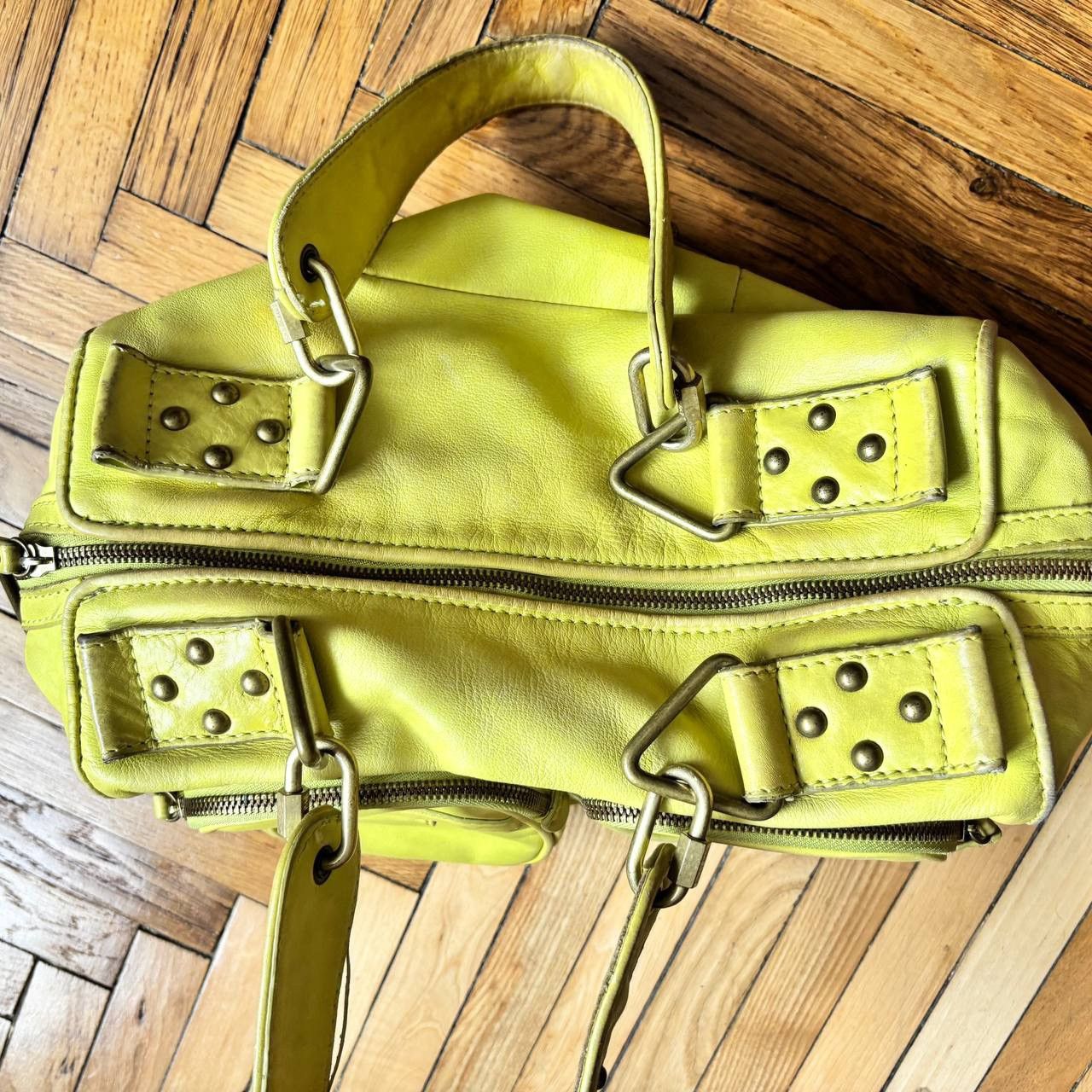 Vintage Y2K Vintage Lime-Green Leather Bag ERD Punk Size ONE SIZE - 9 Thumbnail