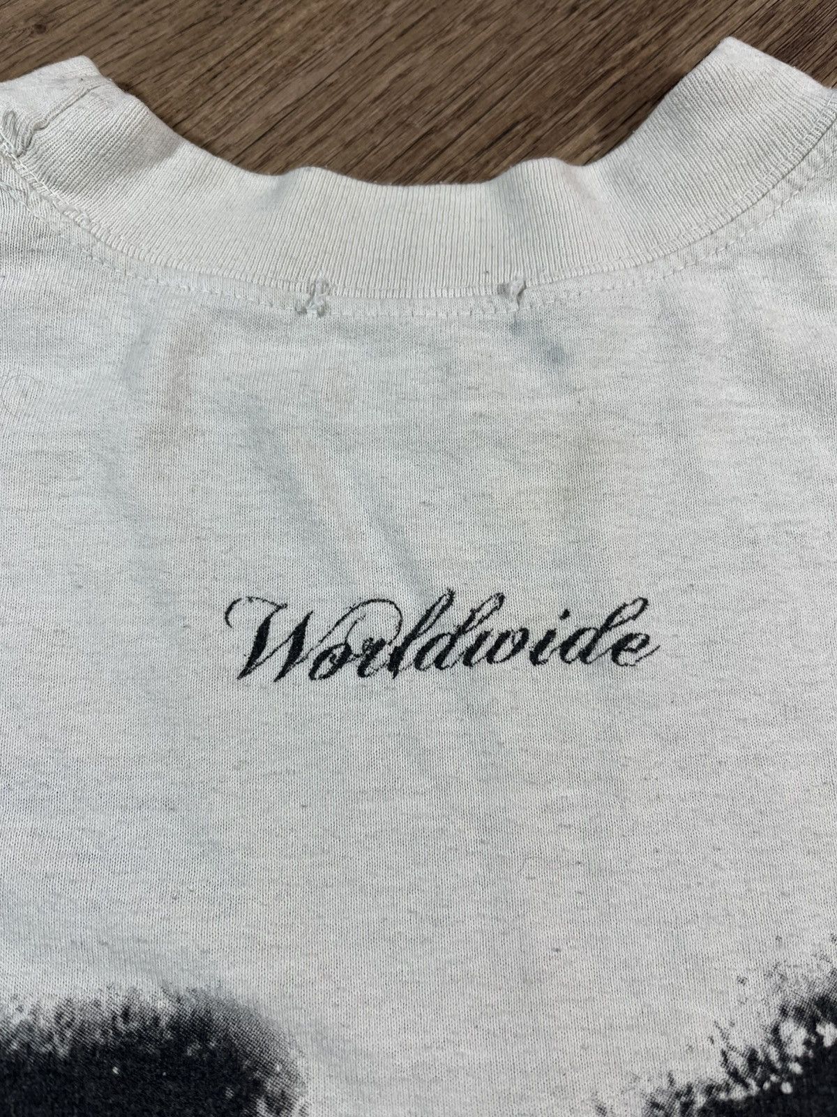 Vintage Vintage Worldwide Distressed Graffiti T Shirt Size US XXL / EU 58 / 5 - 14 Thumbnail
