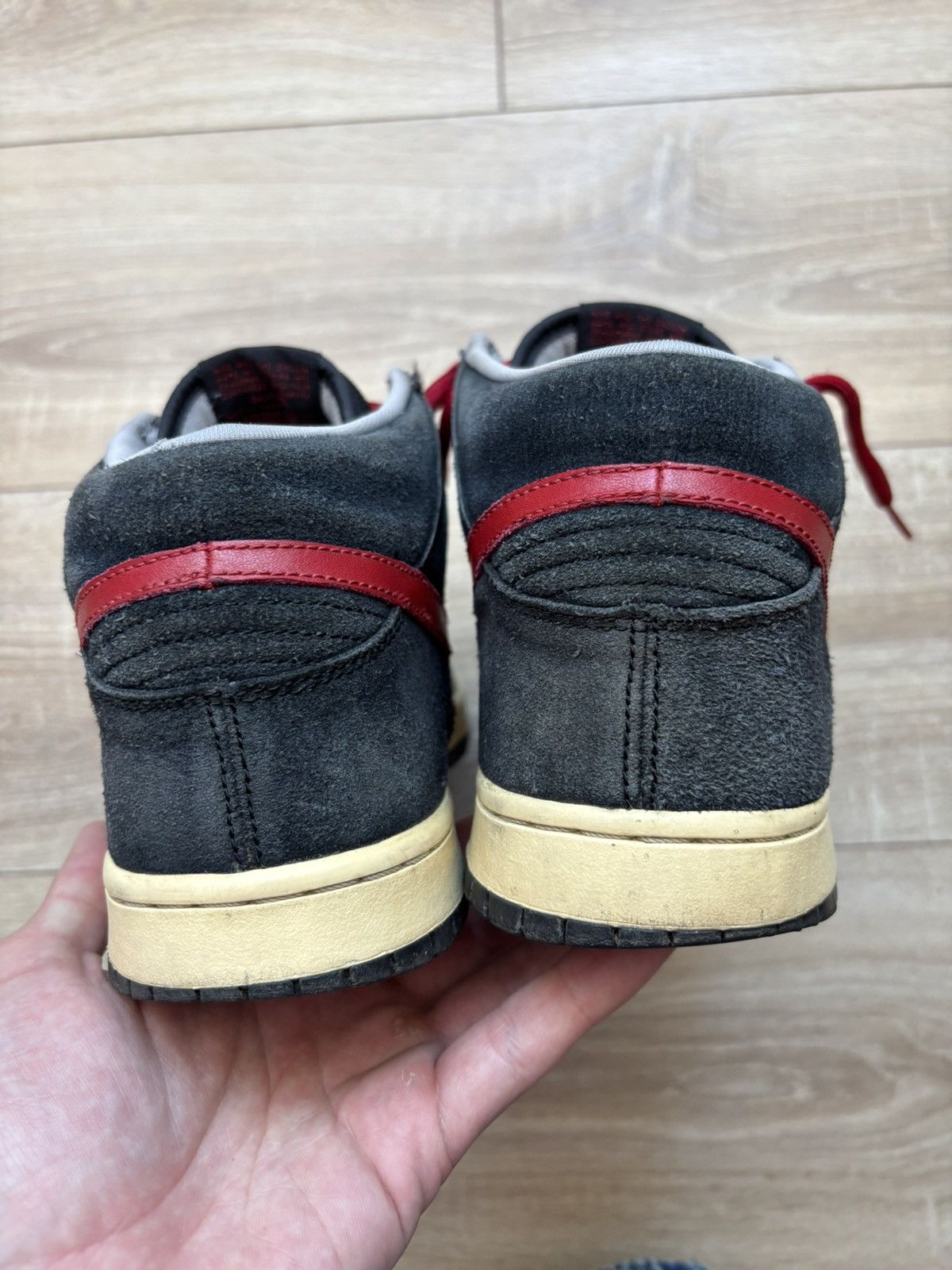 Nike SB Authentic Vintage Nike SB Dunk Mid from the 2010 Size US 10.5 / EU 43-44 - 4 Thumbnail