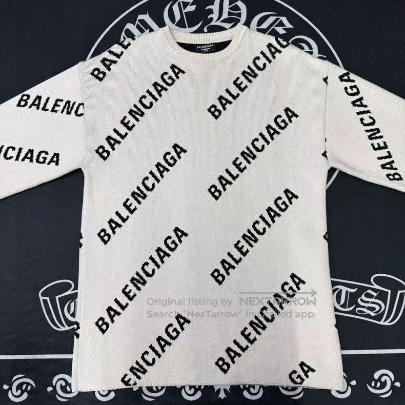 Balenciaga Balenciaga Light beige all-over print sweater Size US S / EU 44-46 / 1 - 1 Thumbnail