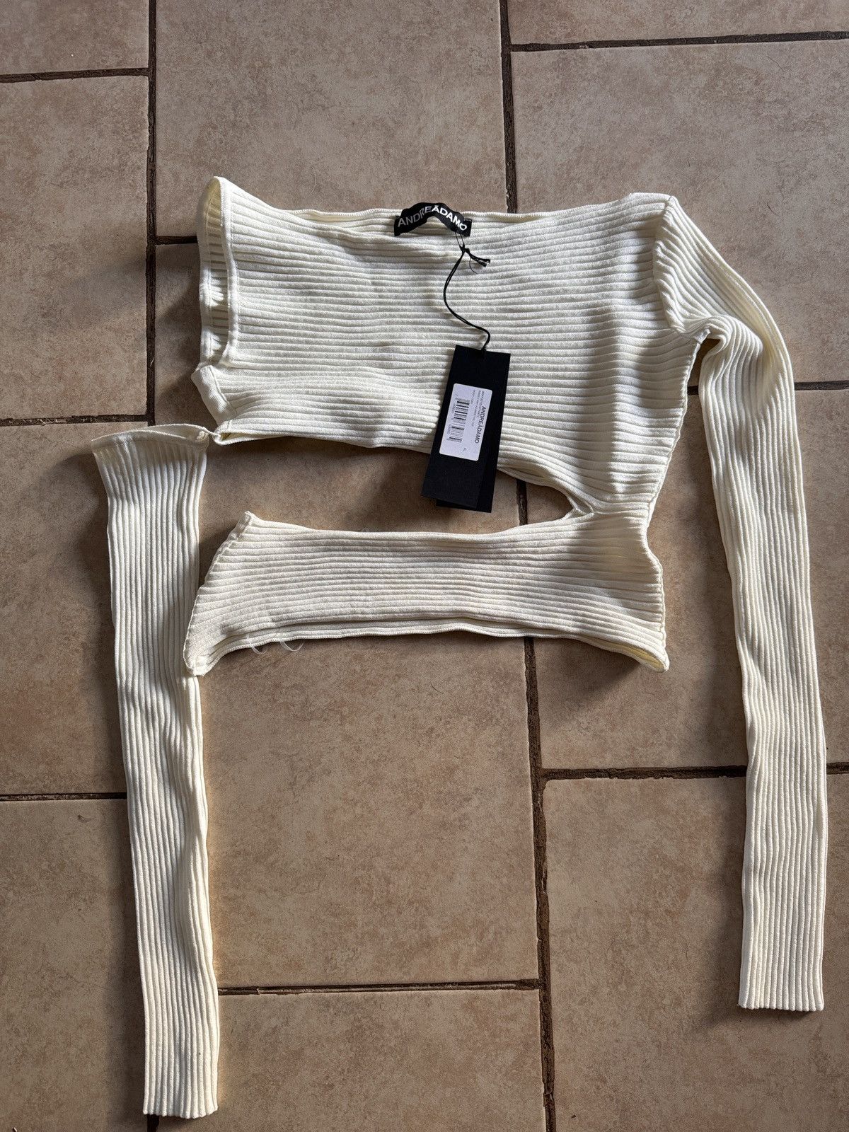 Andreadamo × Designer ANDREĀDAMO asymmetric cut-out ribbed top Size XL / US 12-14 / IT 48-50 - 6 Thumbnail