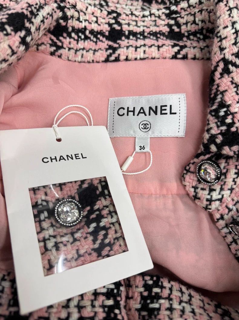 Chanel Chanel 21B pink and black colour block diamond button brai Size XS / US 0-2 / IT 36-38 - 4 Thumbnail
