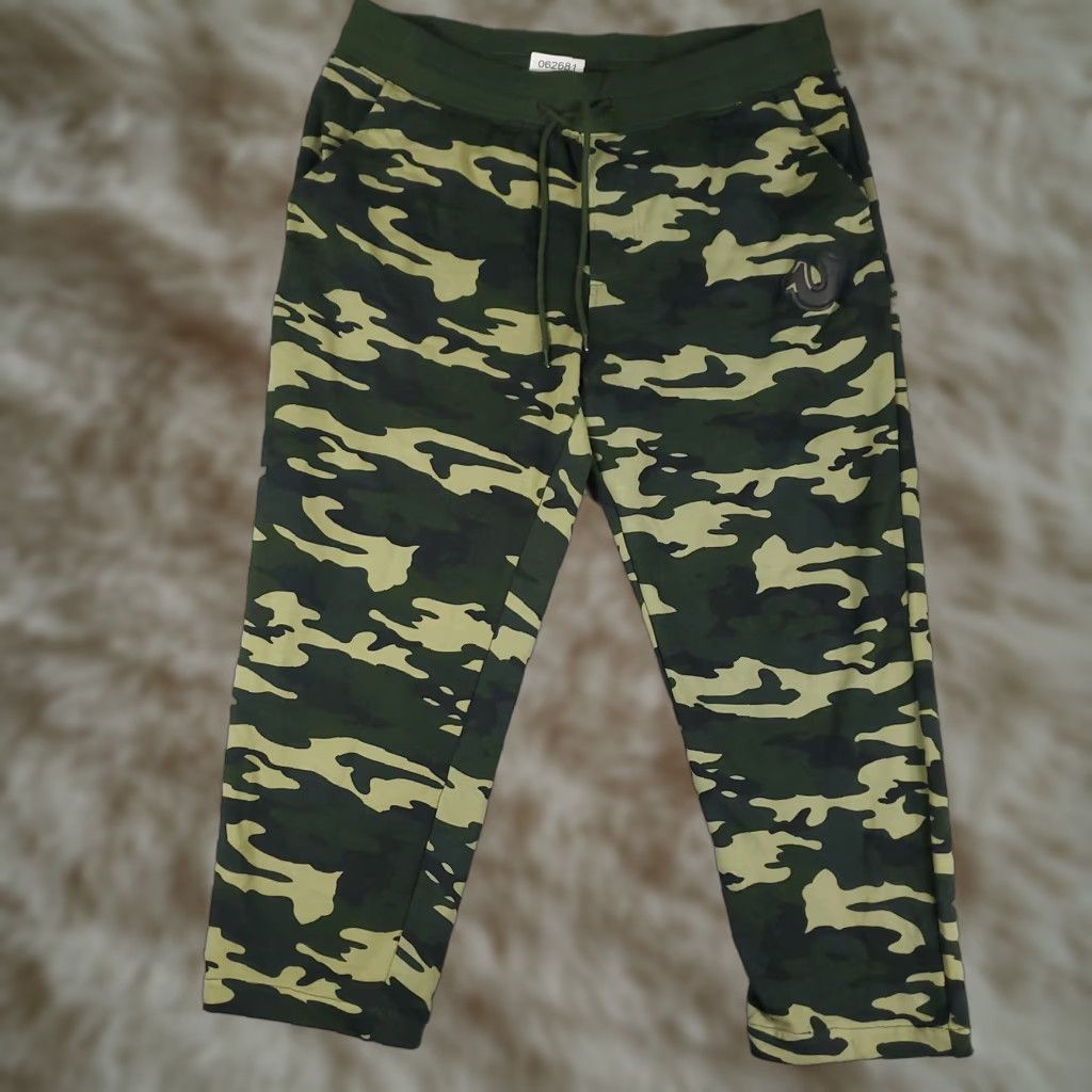True Religion True Religion Pants Mens Large Green Camo Joggers Sweatpants Run Short Size US 33 - 1 Thumbnail