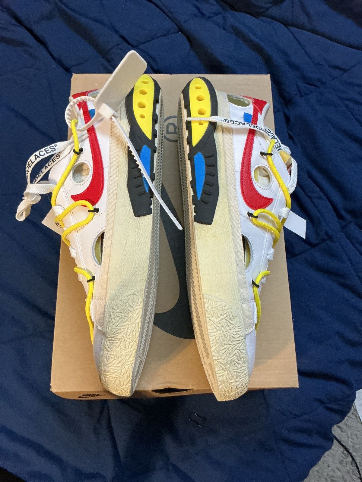 Nike Nike Off-White Blazer Low ‘77 University Red/White 10.5 M Size US 10.5 / EU 43-44 - 1 Thumbnail