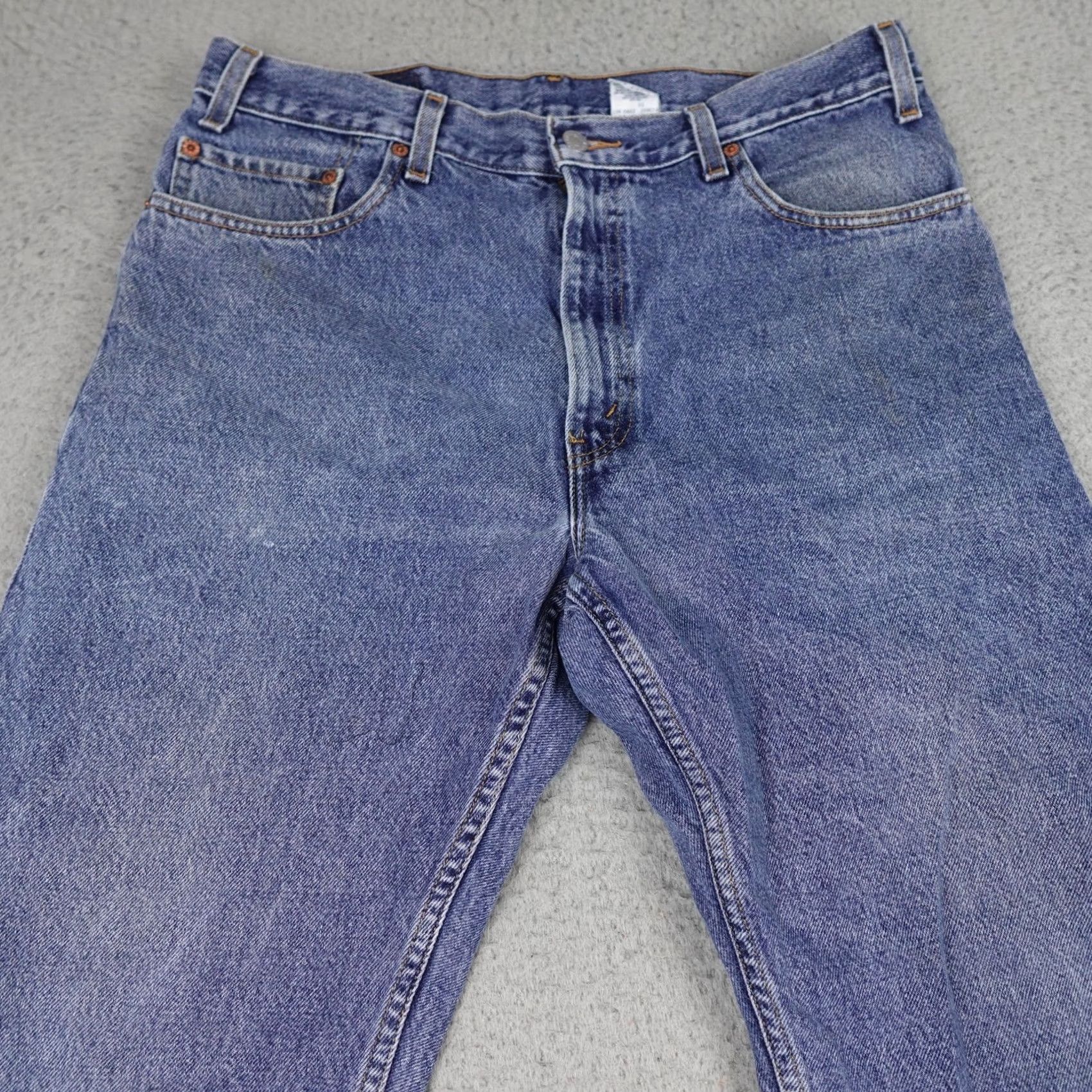 Levi's VINTAGE Levi's 505 Jeans Mens 36x30 (Fits 34x30) Blue Denim Regular Fit Straight 90s Size US 36 / EU 52 - 5 Thumbnail