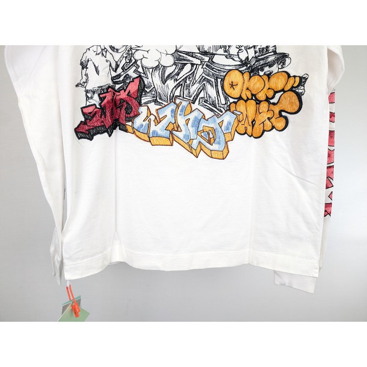 Off-White o1rshd1 Graff Pup Skate Long Sleeve T-Shirt in White Size US M / EU 48-50 / 2 - 17 Thumbnail