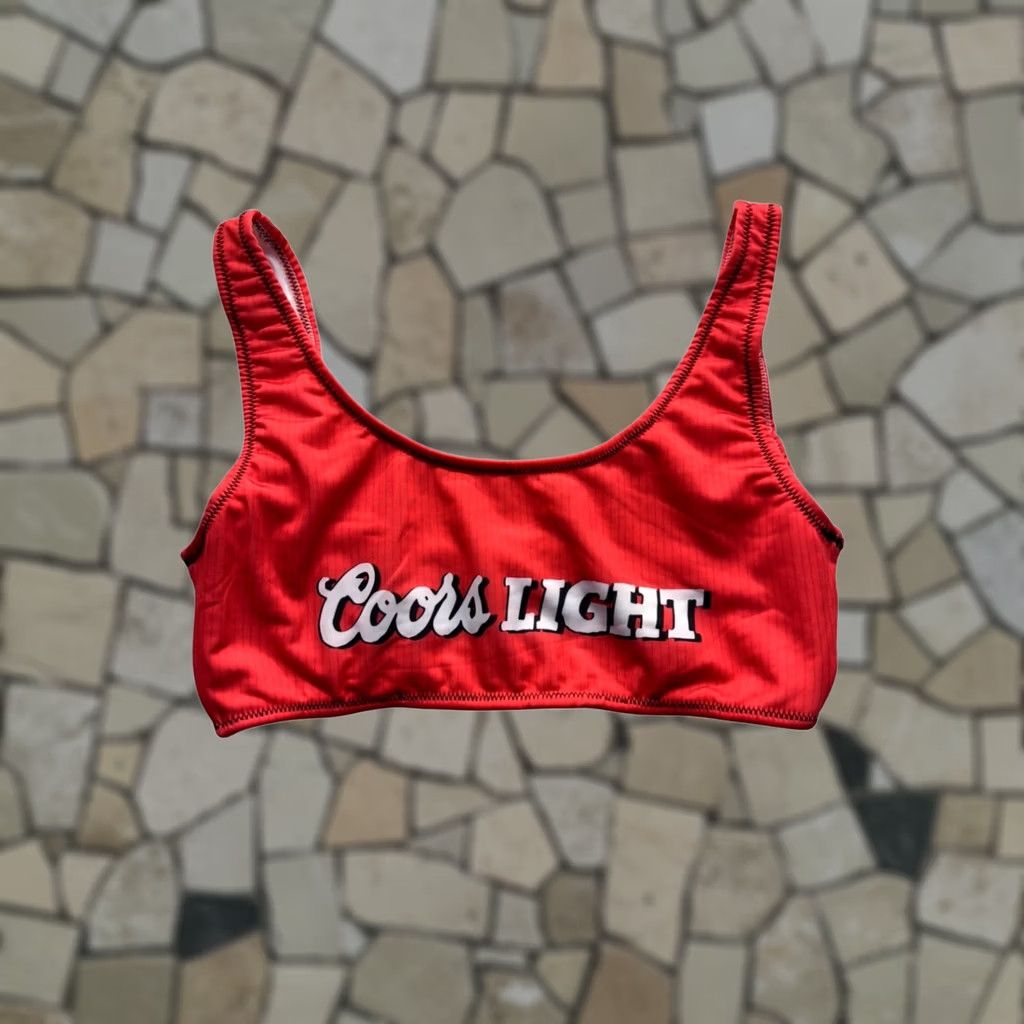 Vintage Coors Light Sports Bra Red L Womens Polyester Spandex Comfortable Activewear Size ONE SIZE - 1 Thumbnail