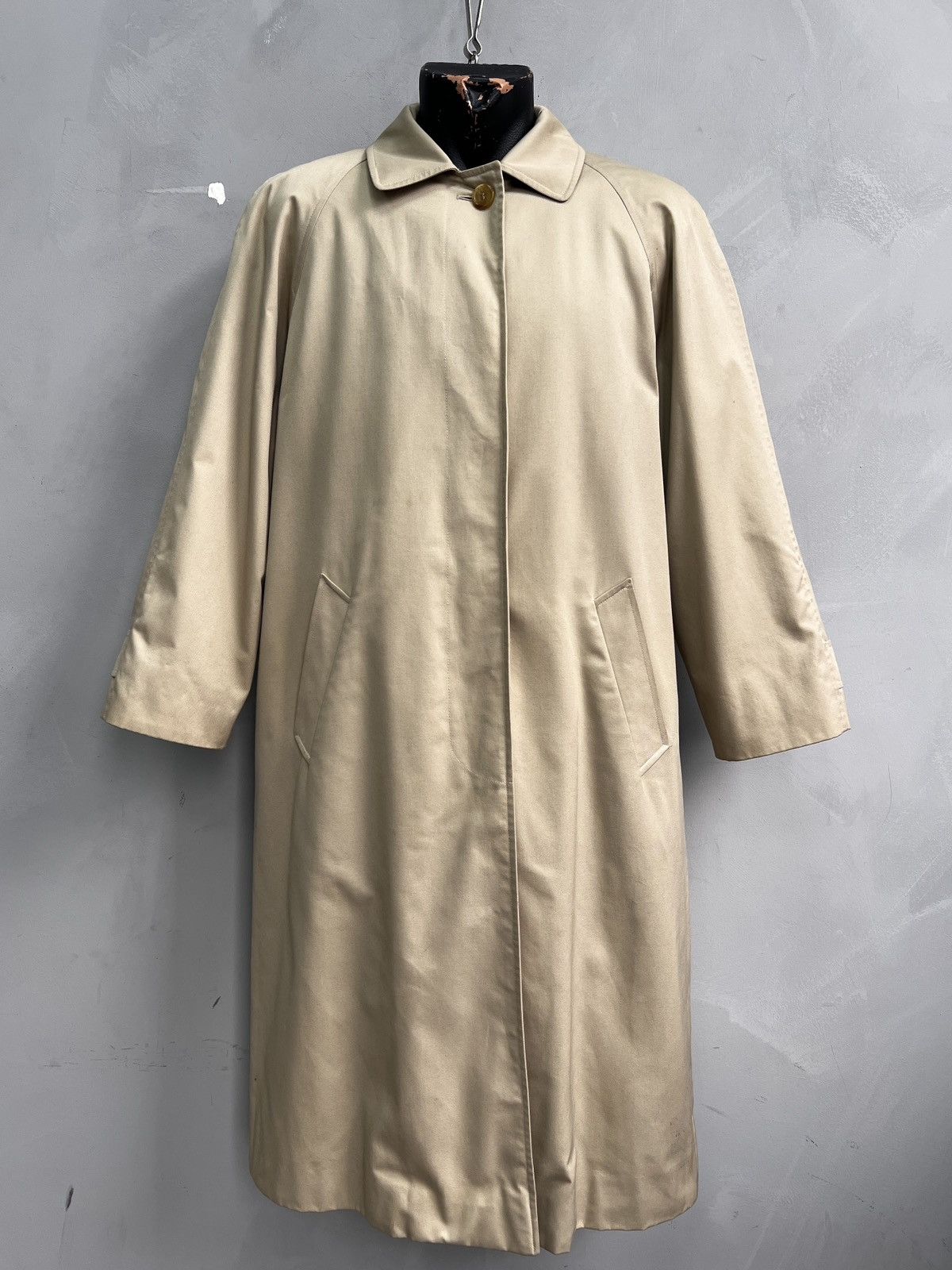Aquascutum Aquascutum classic London Jacket Beige Vintage Coat Size US M / EU 48-50 / 2 - 1 Thumbnail