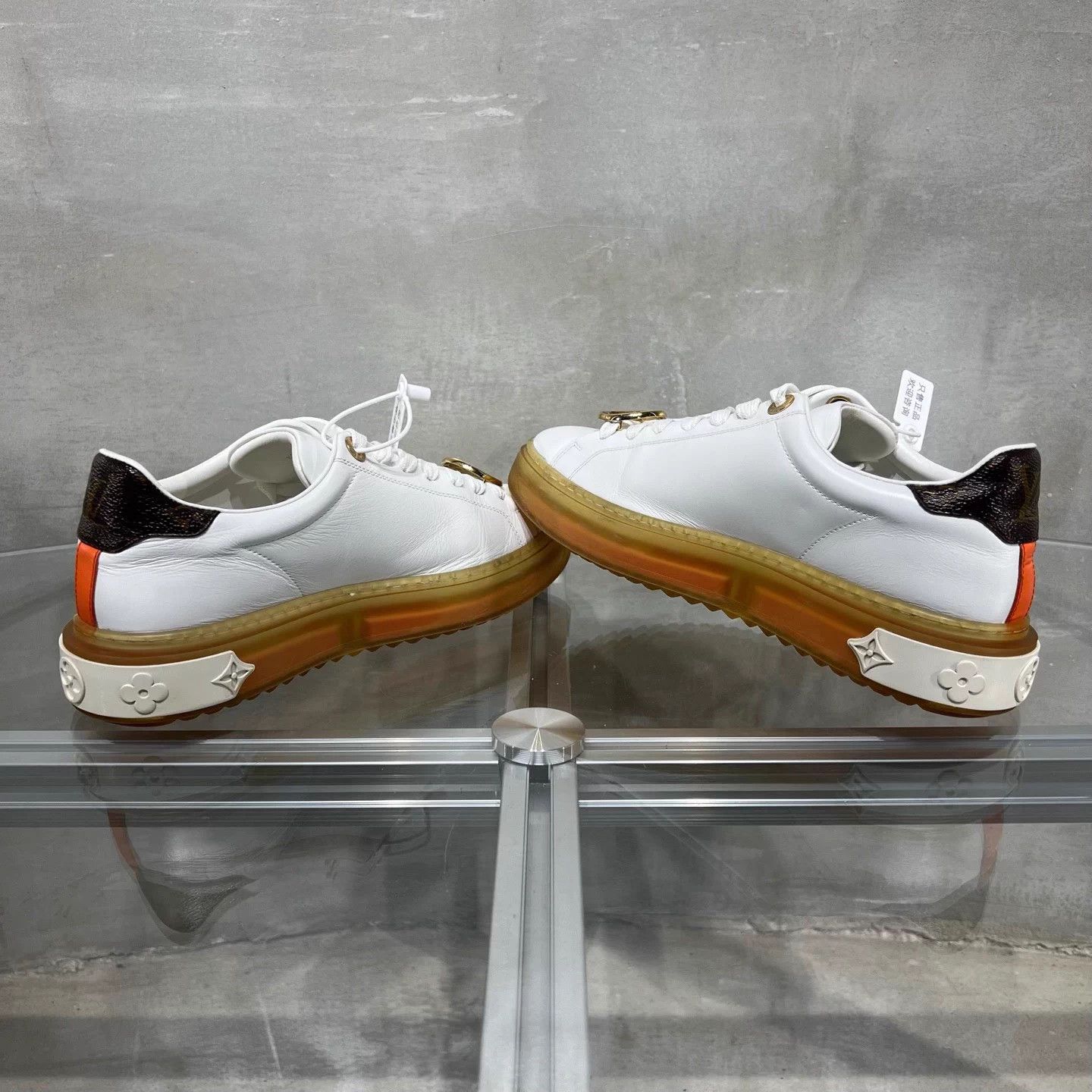 Louis Vuitton LV White Sneakers UK3.5/37.5 YH17409 Size US 6.5 / IT 36.5 - 5 Thumbnail