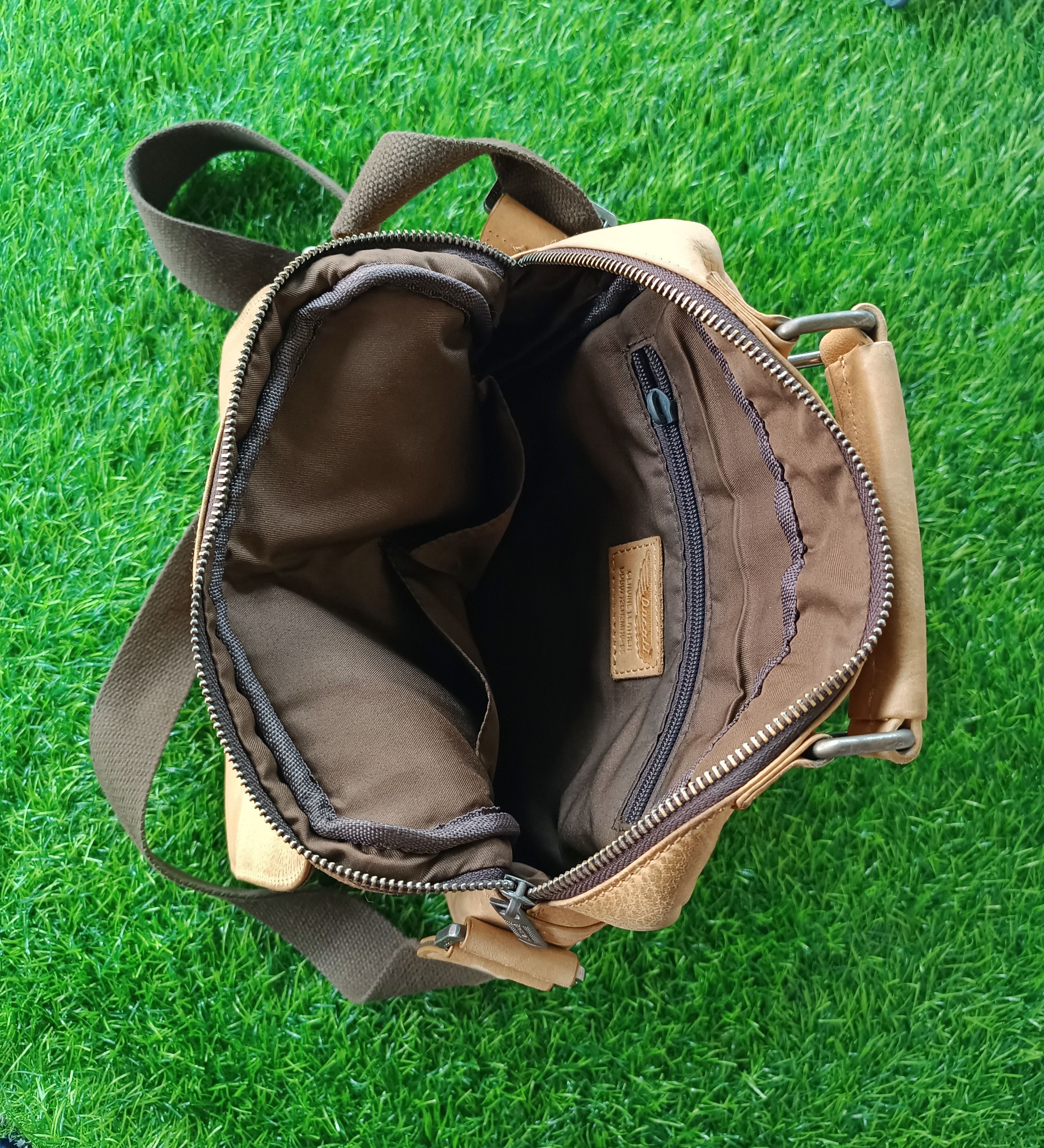 Ducati × Leather DUCATI LEATHER CROSSBODY SLING BAG Size ONE SIZE - 5 Thumbnail