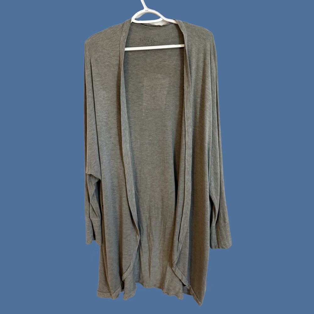 Torrid Torrid Cardigan Sweater Long Gray 1X Plus Womens Knit Relaxed Casual Machine Washable Gray Cardigan 1X Torrid Womens Cardigan Size XL / US 12-14 / IT 48-50 - 1 Thumbnail