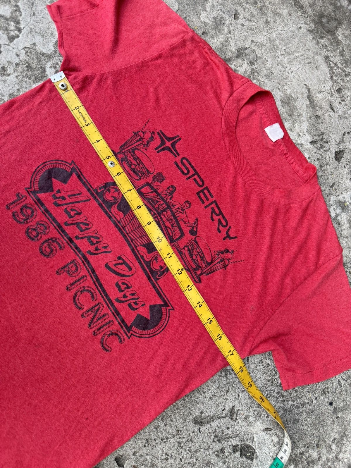 Vintage Vintage 80s Sperry Happy Days Tshirt Size US M / EU 48-50 / 2 - 5 Thumbnail