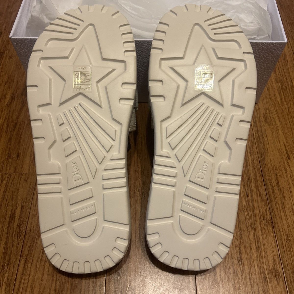 Dior Dior DIO(R)EVOLUTION SLIDE White Quilted Cannage Size US 11 / IT 41 - 6 Thumbnail
