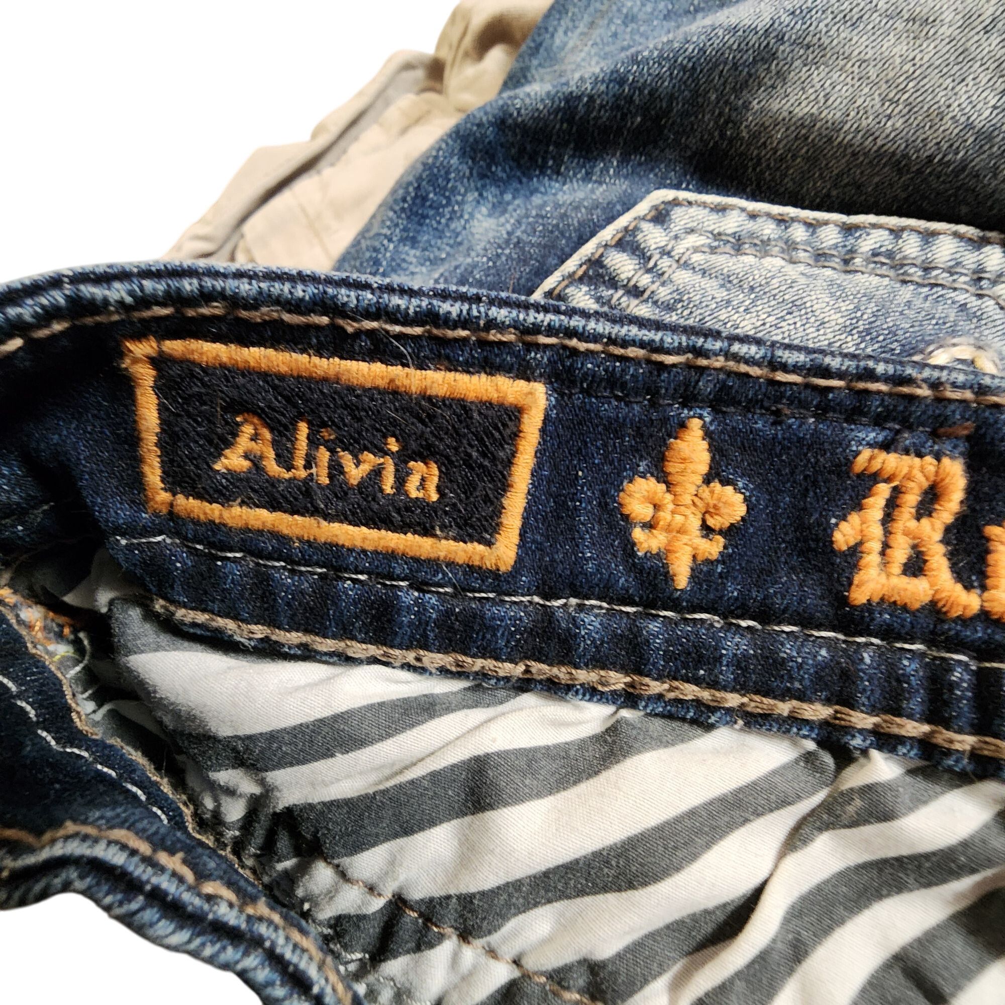 Rock Revival Rock Revival Alivia Bermuda Denim Shorts Distressed Medium W Size 25" / US 0 / IT 36 - 4 Thumbnail