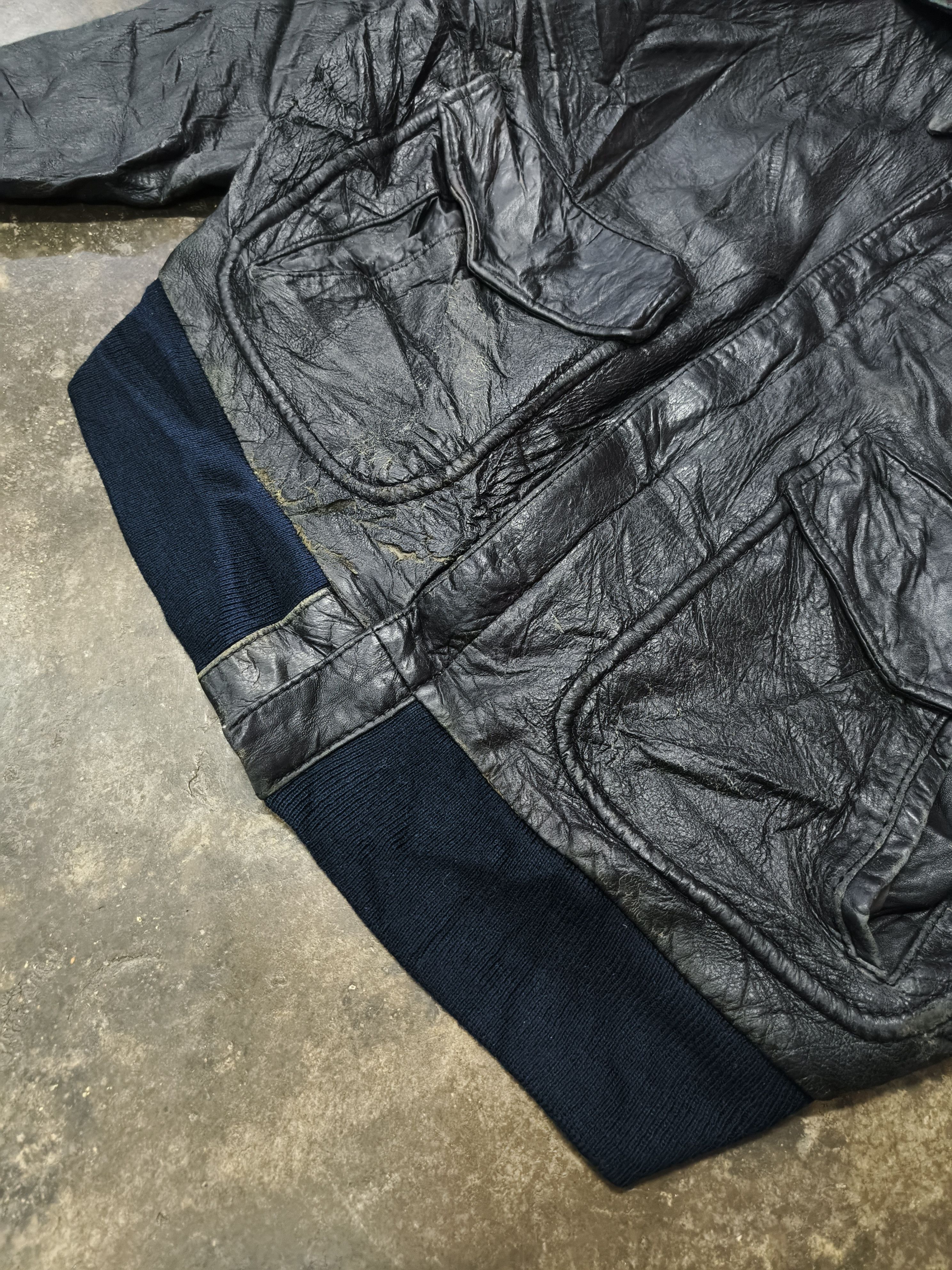 Avirex True Vtg DISTRESSED Avirex Map Lining Type G1 Us Navy Jacket Size US L / EU 52-54 / 3 - 4 Thumbnail
