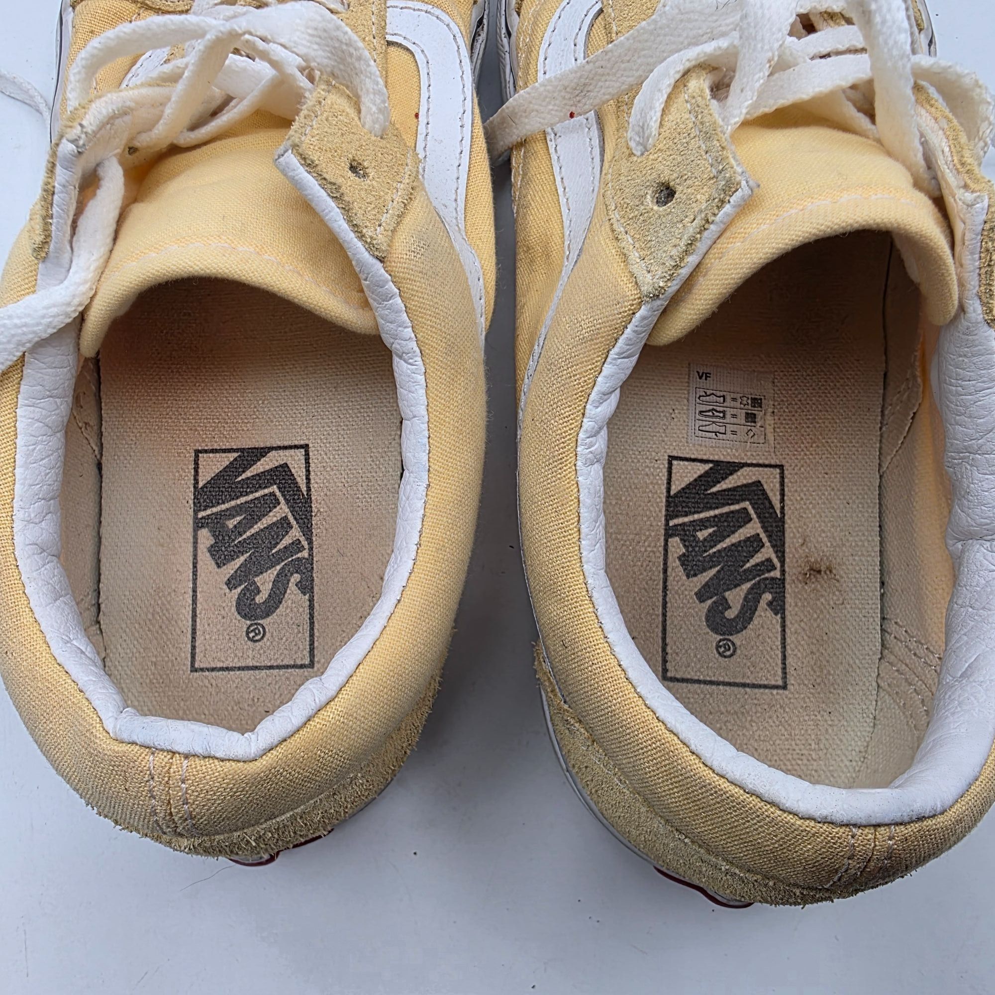Vans Vans Old Skool Womens 8 Mustard Yellow White Skate Shoes Cas Size US 8 / IT 38 - 9 Thumbnail