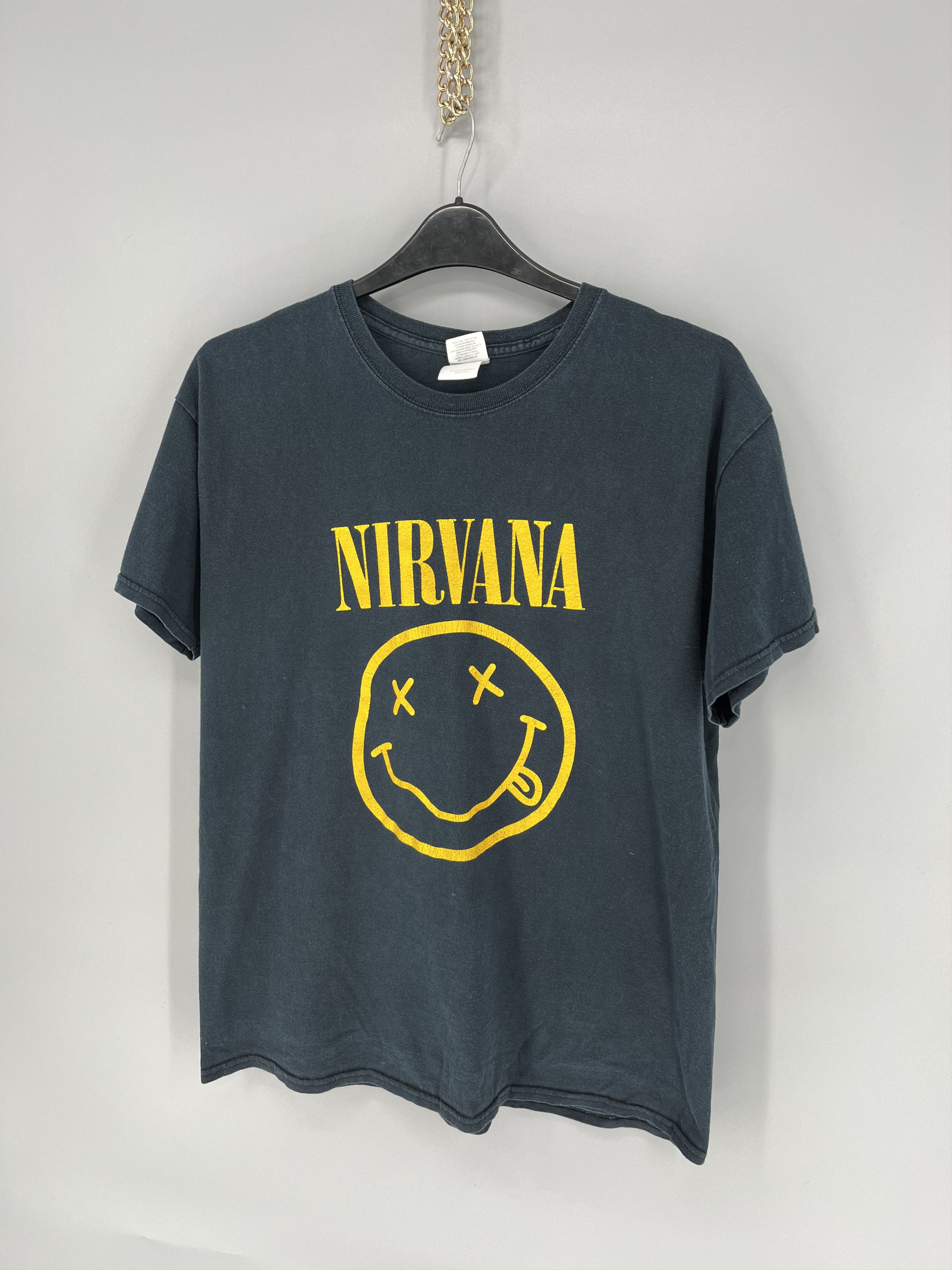 Band Tees Vinyage Y2K Nirvana Band Tee Black Size US L / EU 52-54 / 3 - 3 Thumbnail