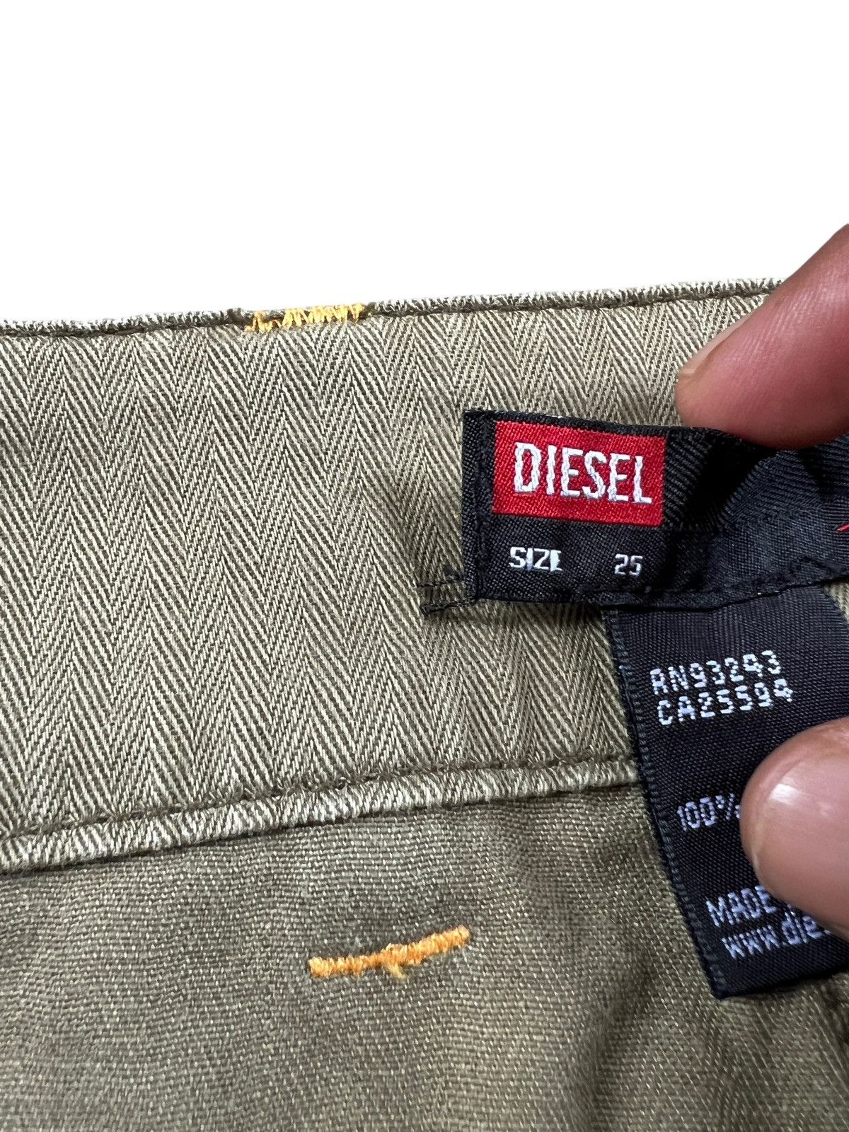 Diesel × Diesel Black Gold × Vintage Y2K Diesel Rebuilt Herringbone Twill Mini Skirt Size 30" / US 8 / IT 44 - 8 Thumbnail
