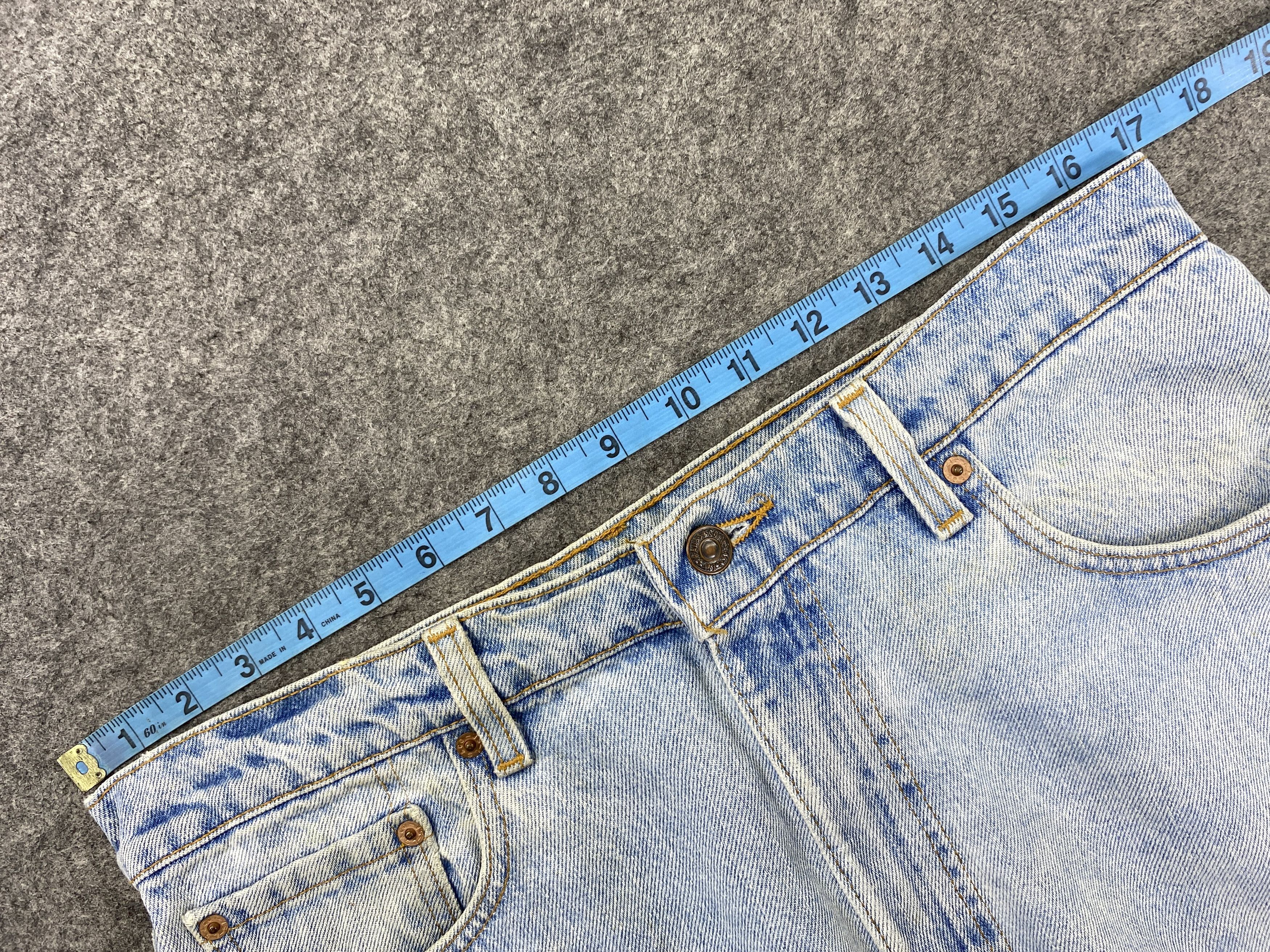 Levi's 90's Light Blue Wash Vintage Levi's 550 USA 34x35.5 -JN1868 Size US 34 / EU 50 - 5 Thumbnail