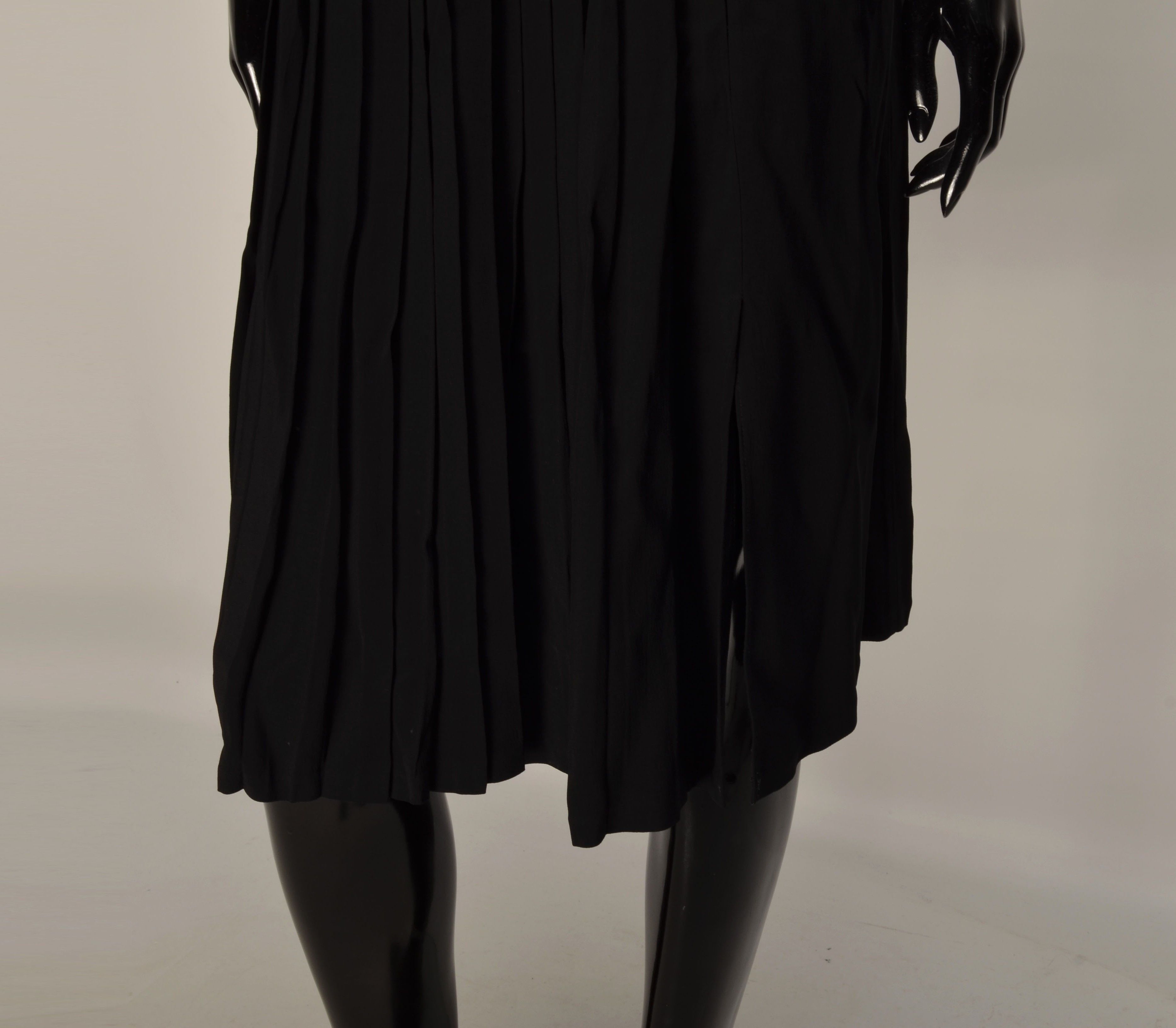 Zadig & Voltaire Zadig & Voltaire Black Pleated Midi Skirt Size 26" / US 2 / IT 38 - 3 Thumbnail