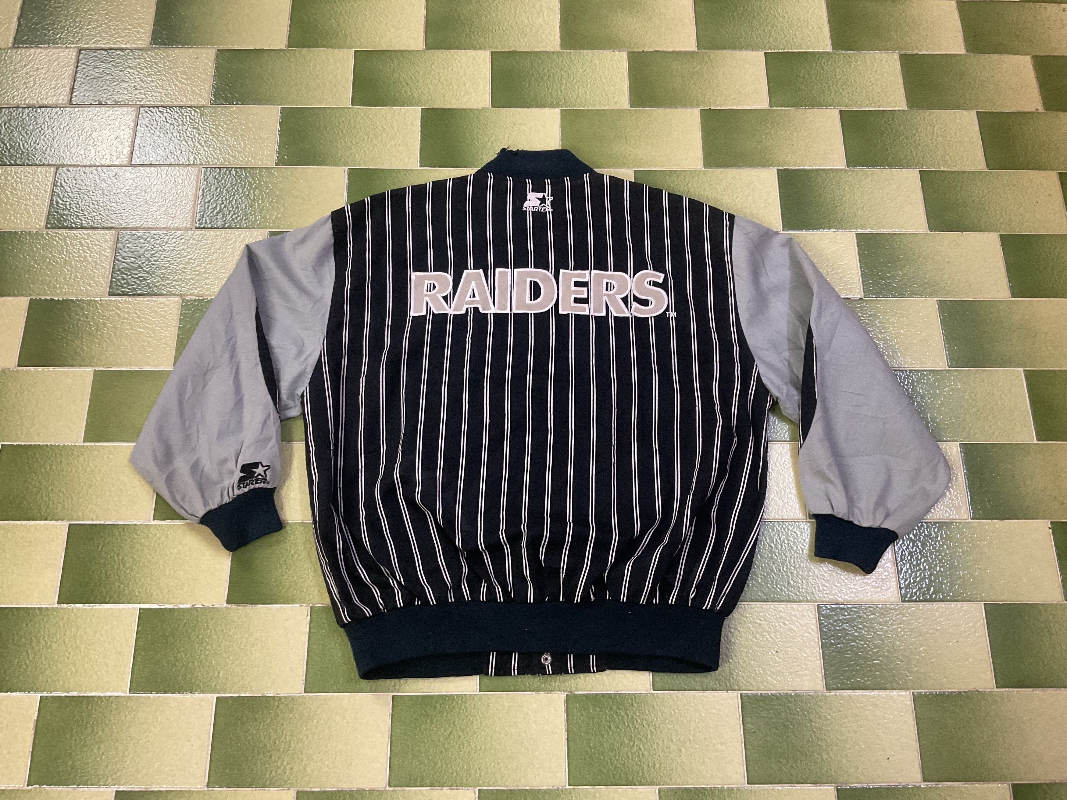 NFL Vintage 90s Starter NFL Oakland Raiders Jacket Las Vegas Size US S / EU 44-46 / 1 - 2 Thumbnail
