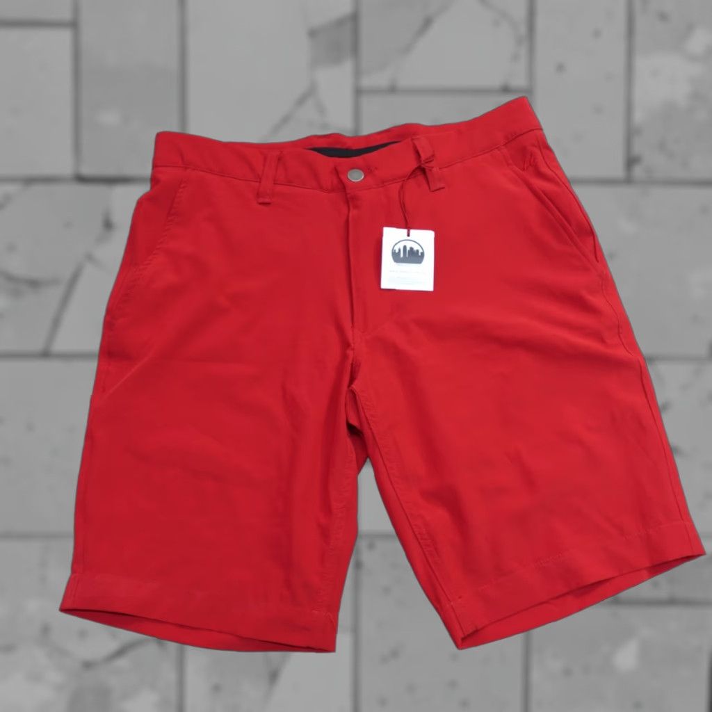 Vintage Urban Golf Style Shorts 31 Red Solid 9" Pockets Athletic Men Kansas City USA NEW Size US 31 - 1 Thumbnail