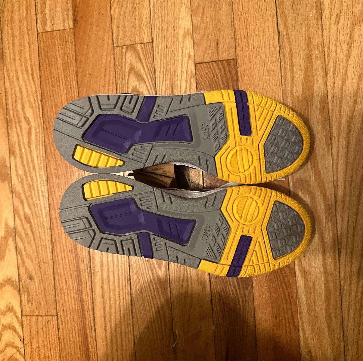 Asics ex89 lakers Size US 9.5 / EU 42-43 - 5 Thumbnail