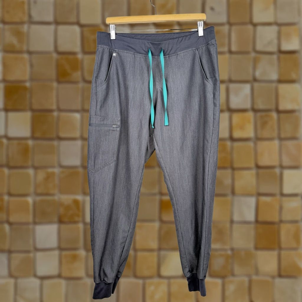Vintage Figs Scrub Pants Joggers Gray Stretch Women's Size L RN#142256 Nurse Pants Gray Women L Socialized Size 36" / US 14 / IT 50 - 1 Thumbnail