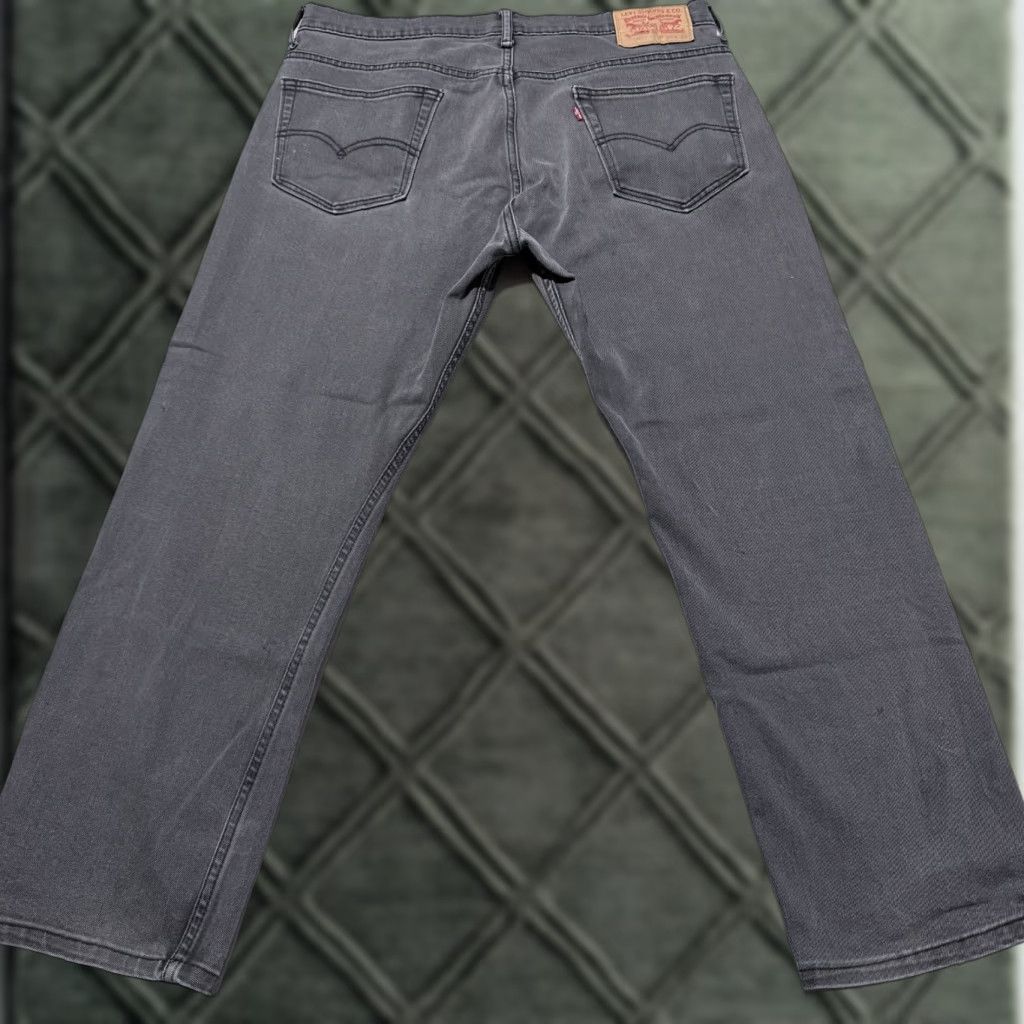 Levi's Levi's Jeans Men Gray 569 Loose Straight Mid Rise 34x32 Distressed Denim 5-Pocket Design Jeans Size US 34 / EU 50 - 1 Thumbnail